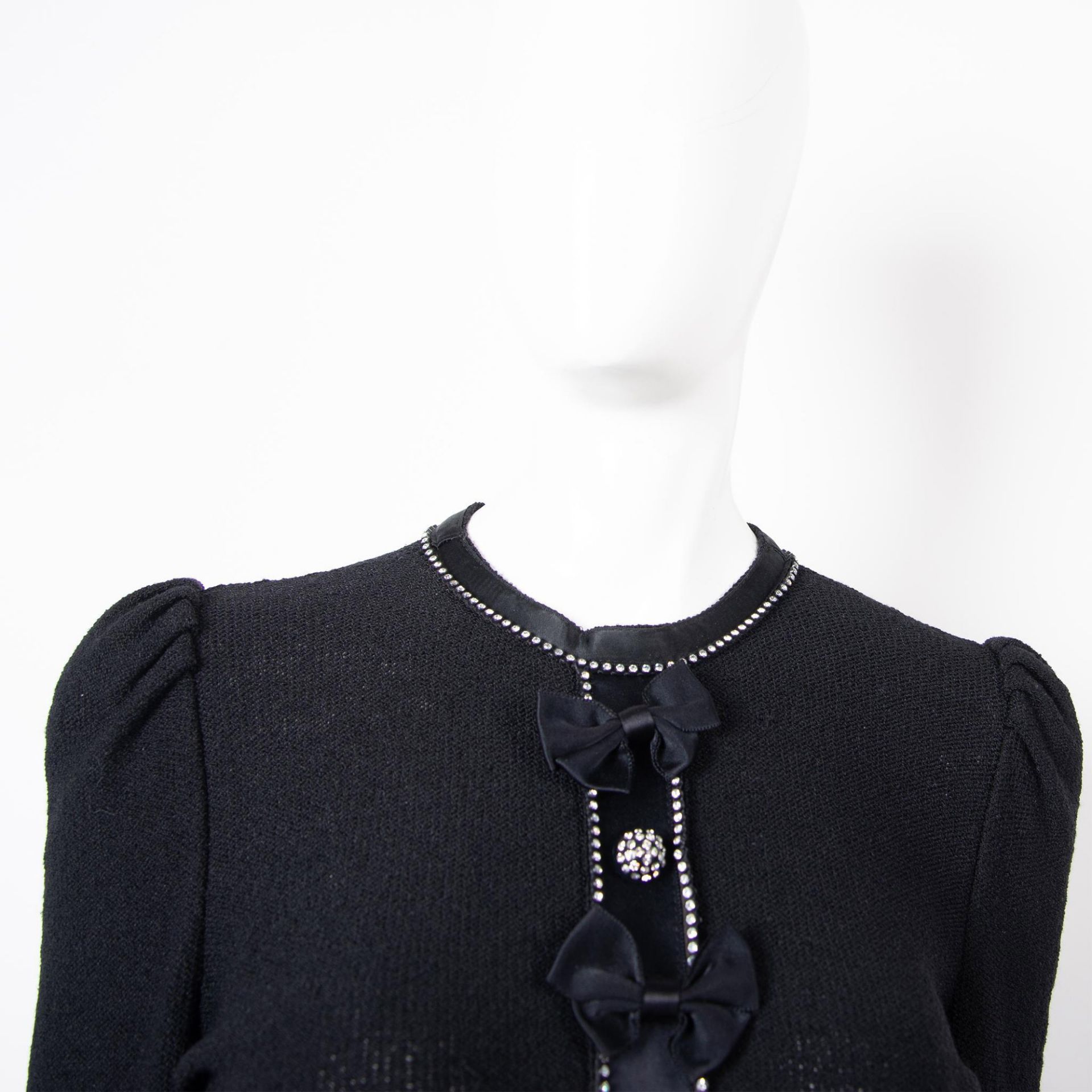 Adolfo for Neiman Marcus Rhinestone & Bow Knit Dress, Size Small - Bild 4 aus 8