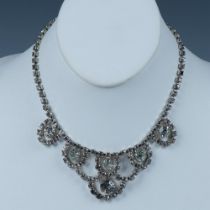 Stunning Silver Metal & Rhinestone Necklace