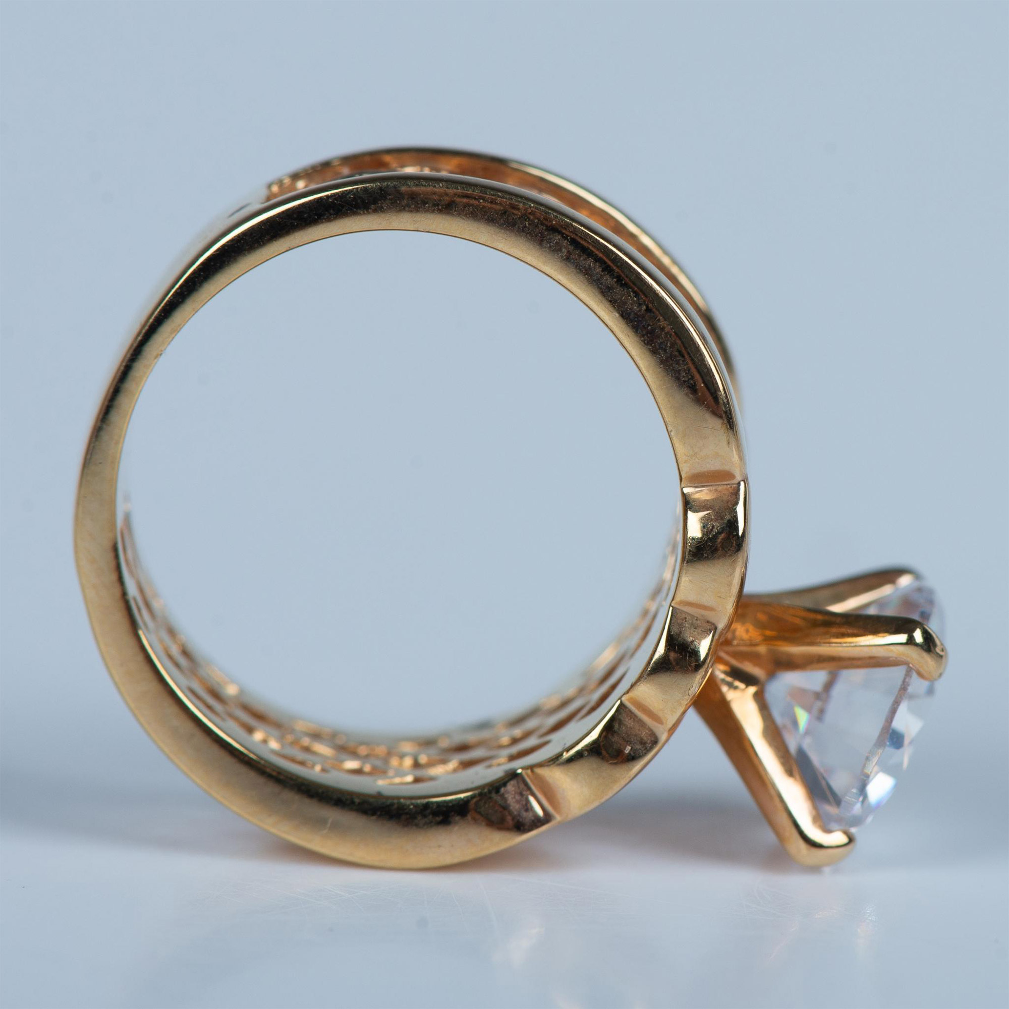 Seta Fancy Gold Metal Cubic Zirconia Ring - Image 5 of 7