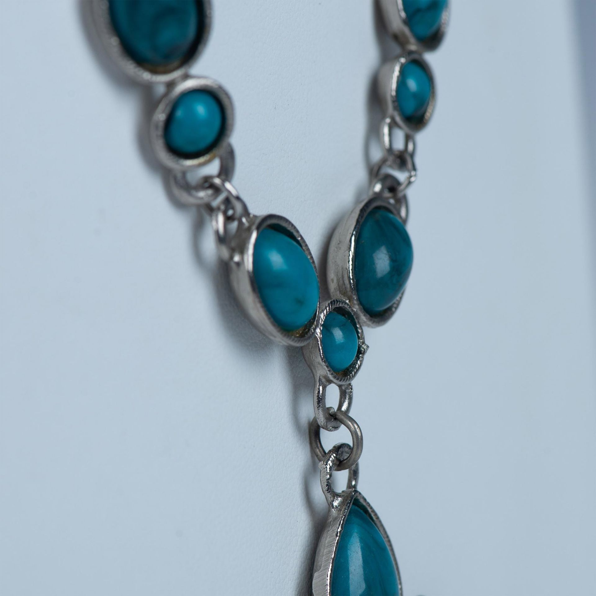 Bold Southwestern Faux Turquoise Pendant Necklace - Image 3 of 8