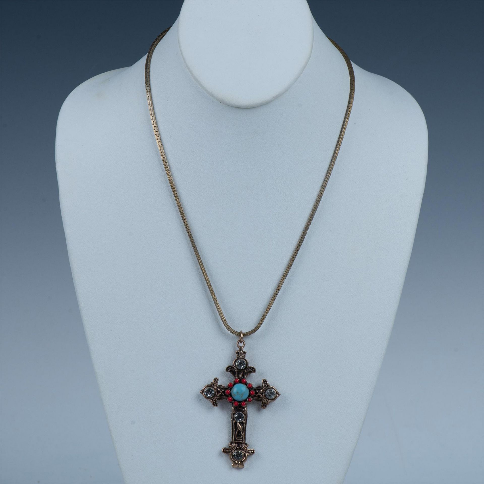 Art Nouveau Embellished Cross Pendant Necklace - Bild 2 aus 4