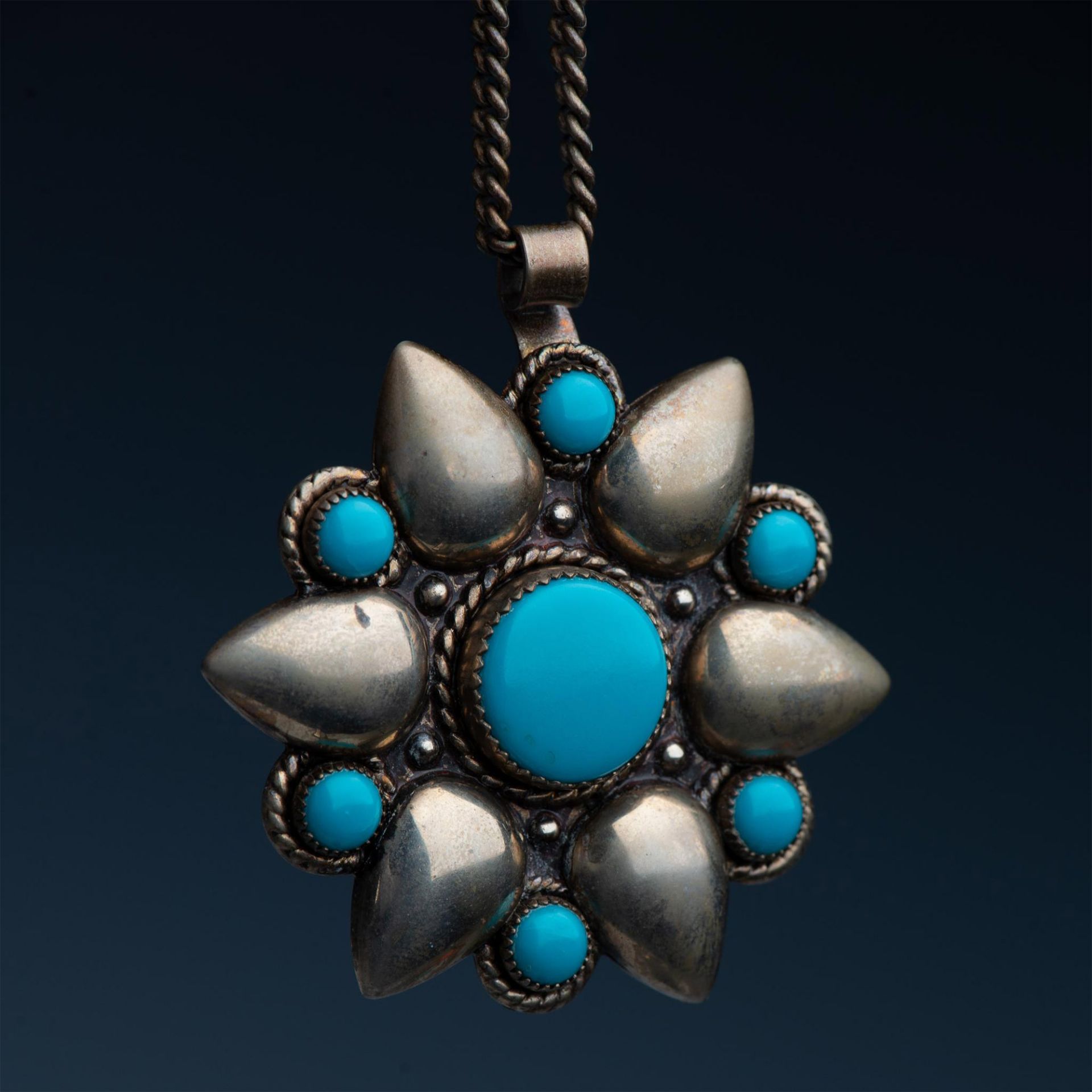 Native American Silver Nickel Faux Turquoise Floral Necklace - Image 4 of 4