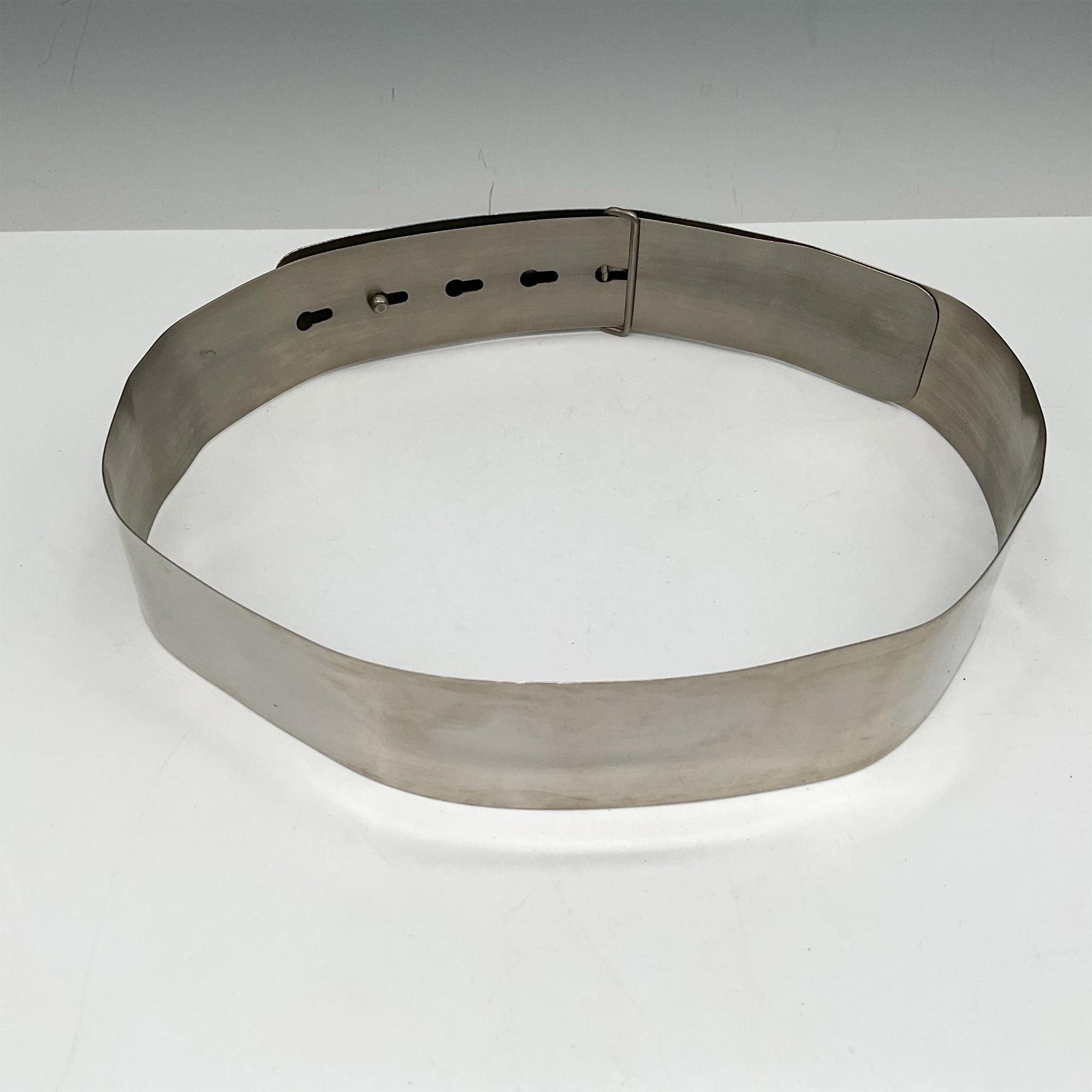 Versace Silver Metal Belt, Size Small - Image 2 of 3