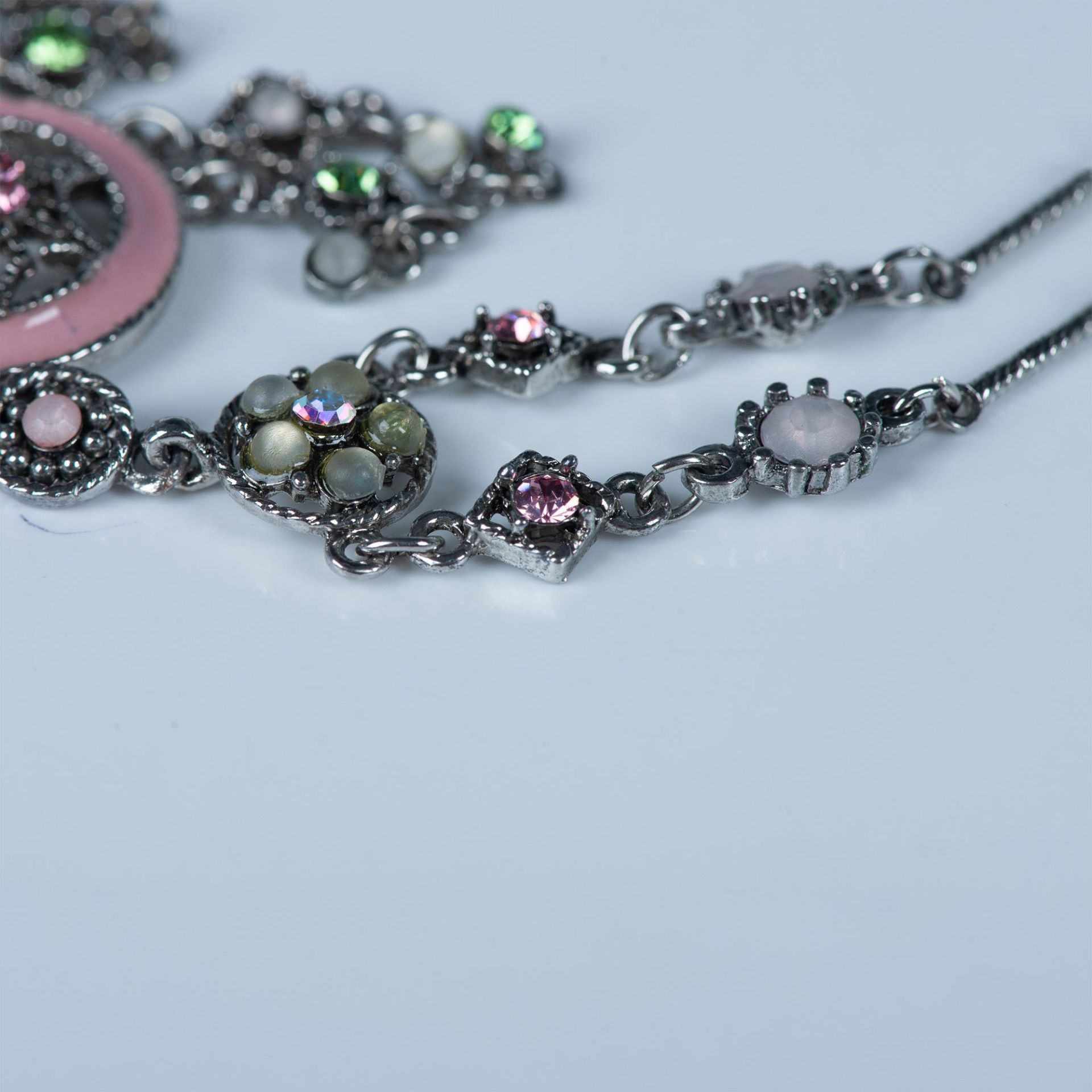 Vintage Silver Tone Rhinestone & Pink Enamel Flower Necklace - Image 4 of 7