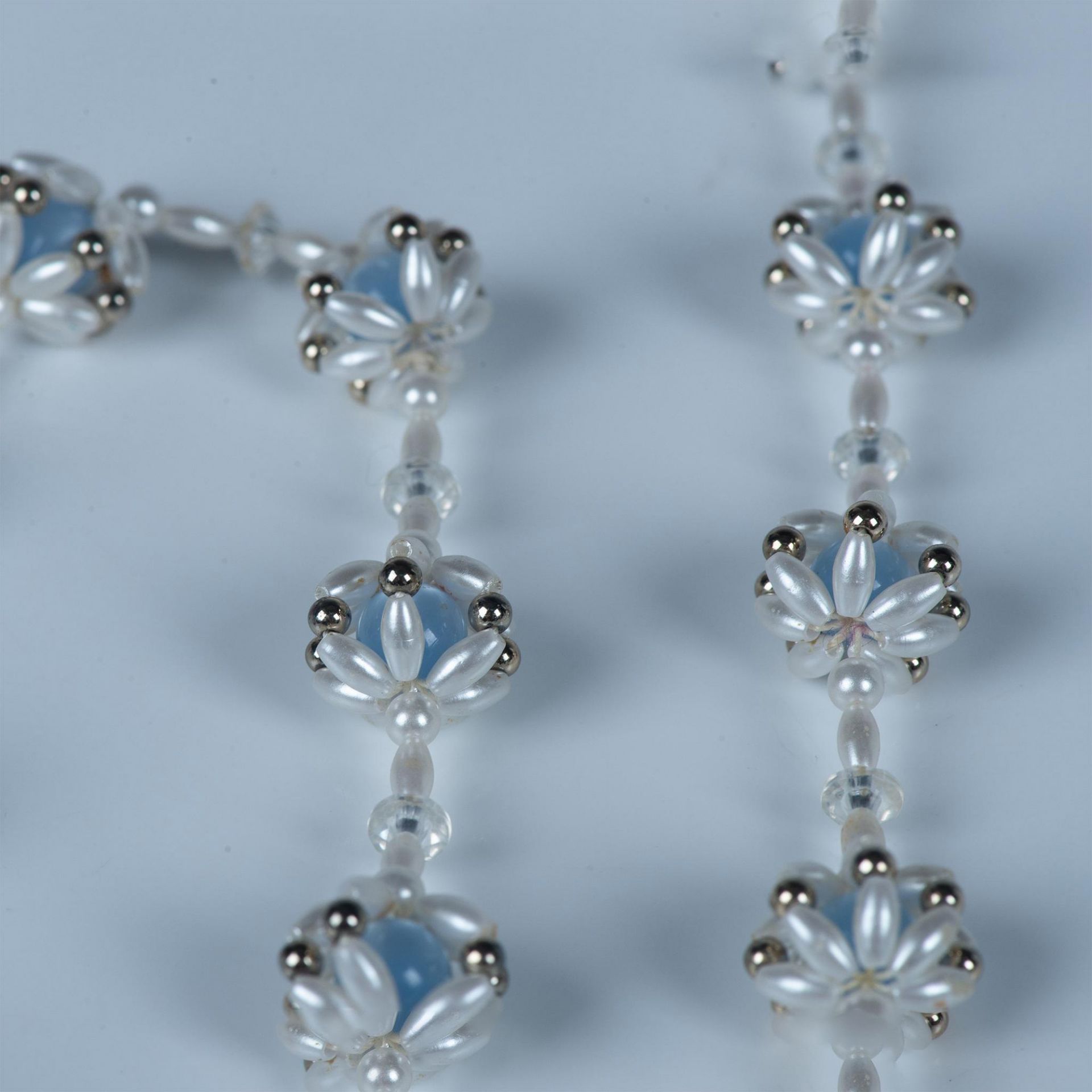 Elegant Long Faux Pearl Bead Cluster Necklace - Bild 5 aus 5