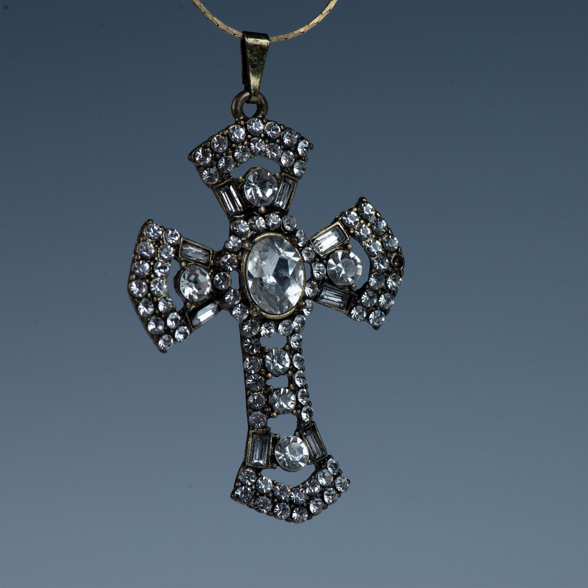 Pretty Rhinestone Cross Pendant Necklace - Image 6 of 6