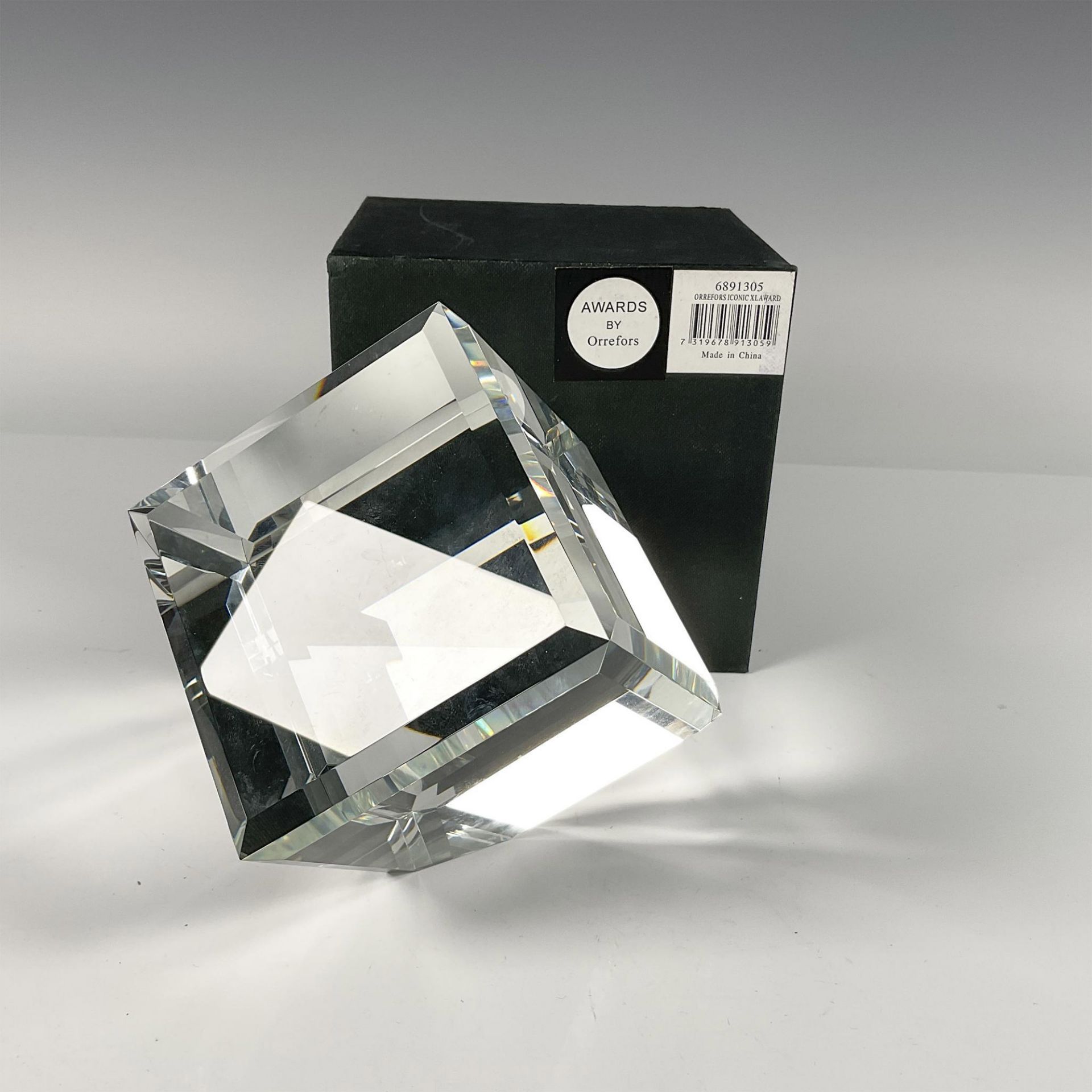 Orrefors Crystal Engravable Award, Iconic XL Cube - Bild 3 aus 3