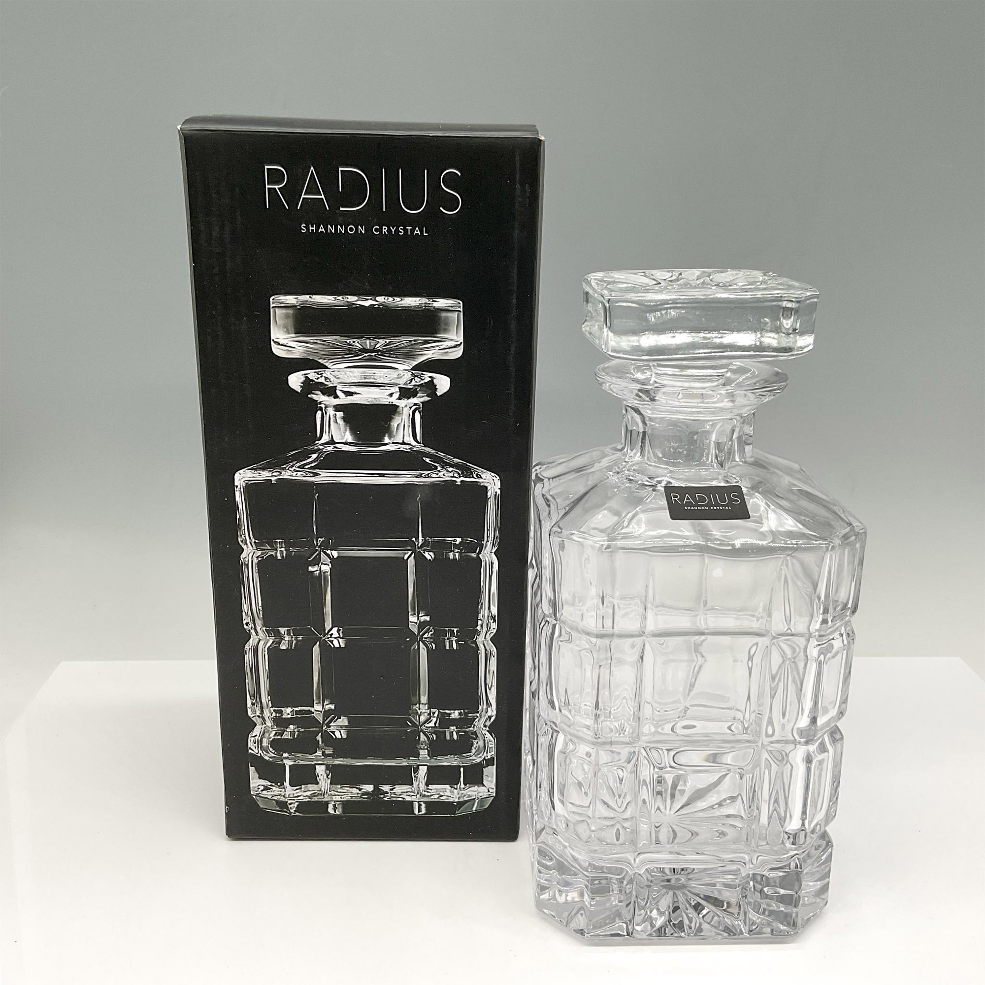 Shannon Crystal Whiskey Decanter & Stopper, Radius - Image 4 of 4