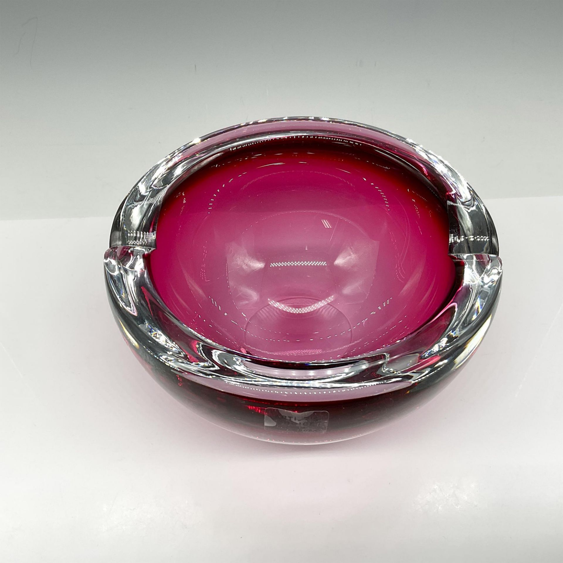Goran Warff for Kosta Boda Art Glass Bowl, Raspberry - Image 2 of 3