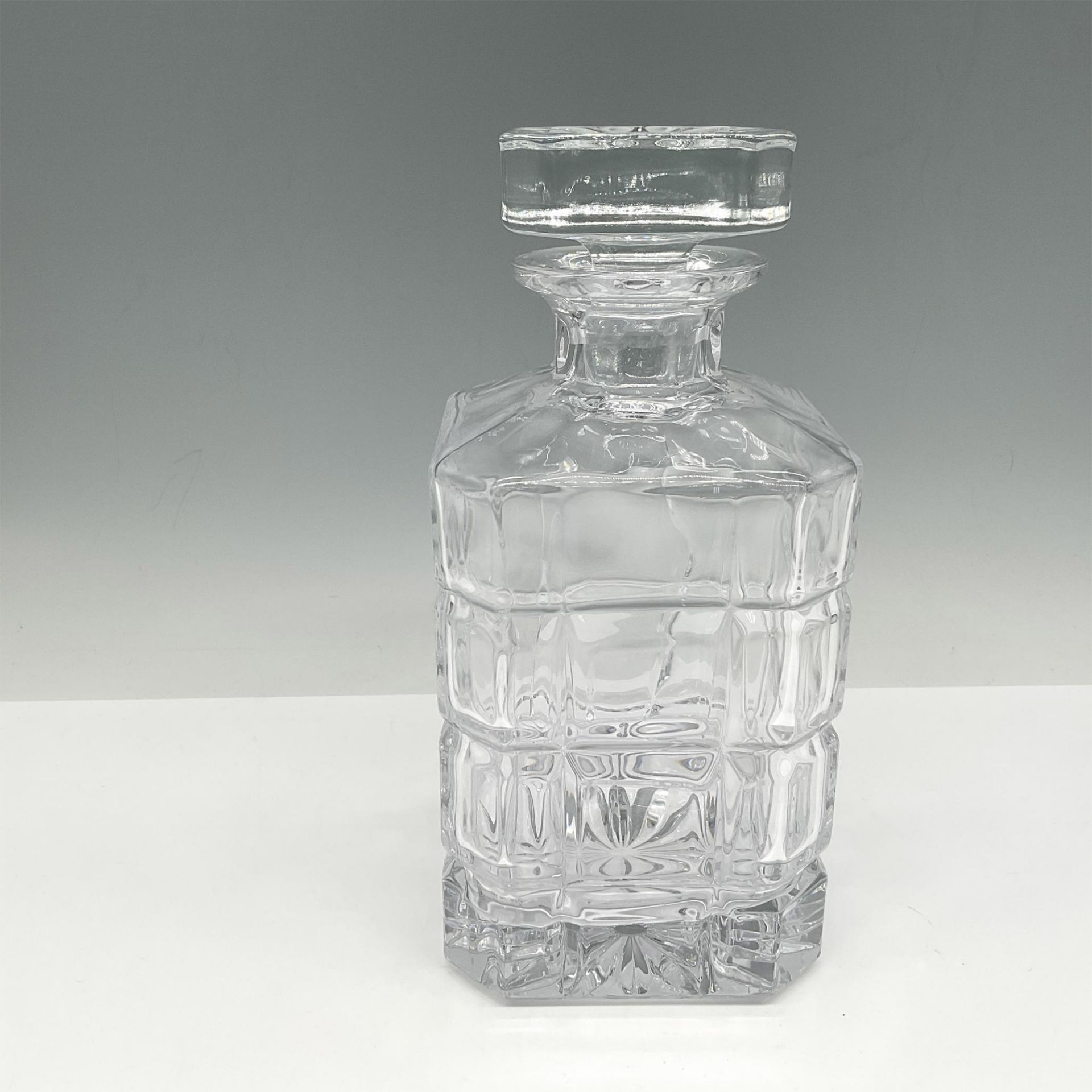 Shannon Crystal Whiskey Decanter & Stopper, Radius - Image 2 of 4