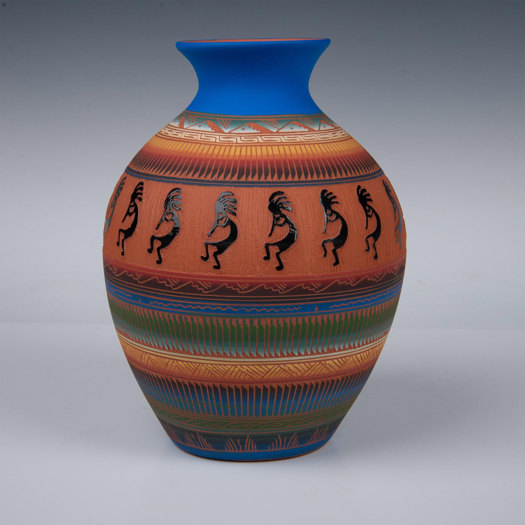 T. Etsitty Navajo Native American Clay Pottery Vase - Image 2 of 4