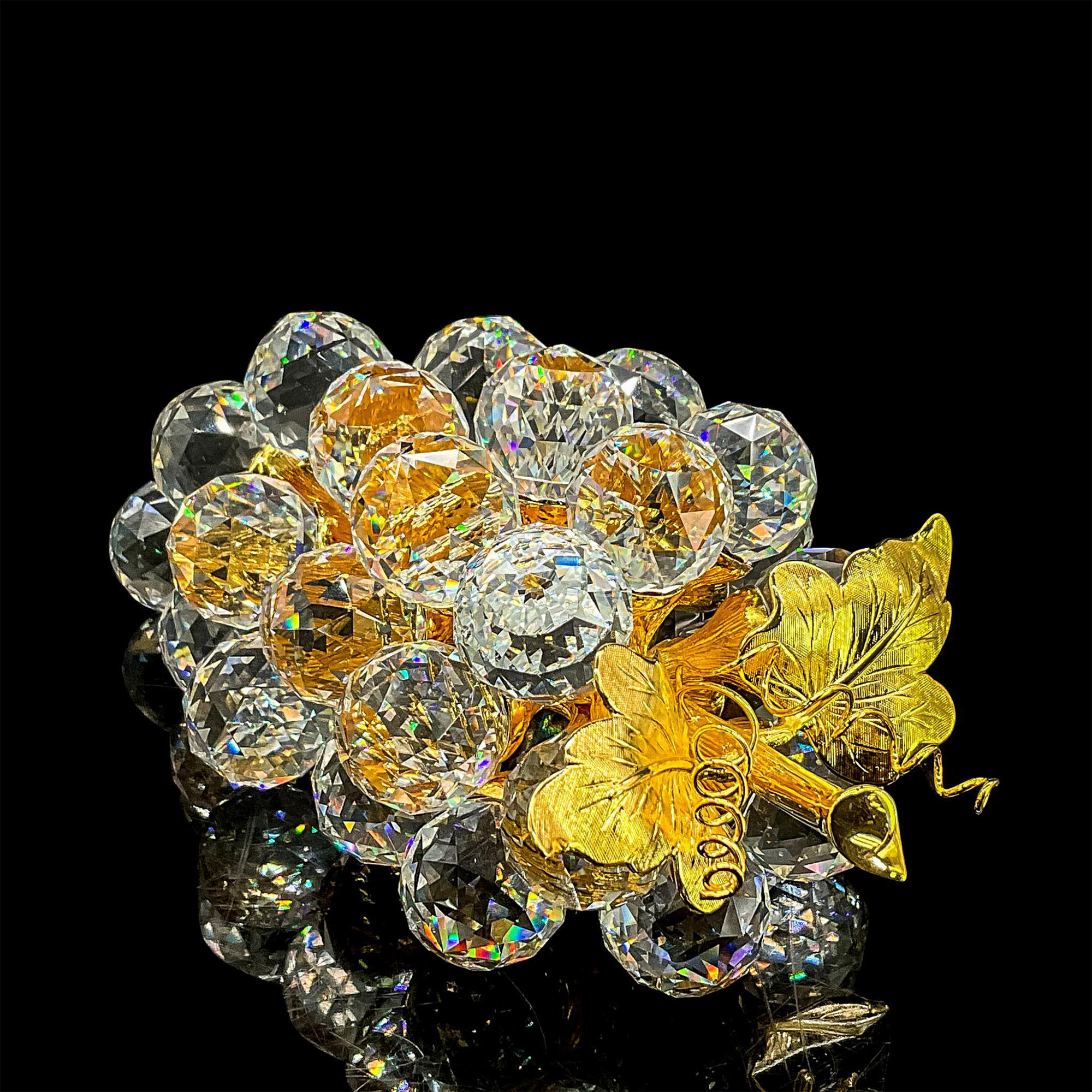 Swarovski Crystal Figurine, Medium Grapes on Gold + Base - Image 2 of 5