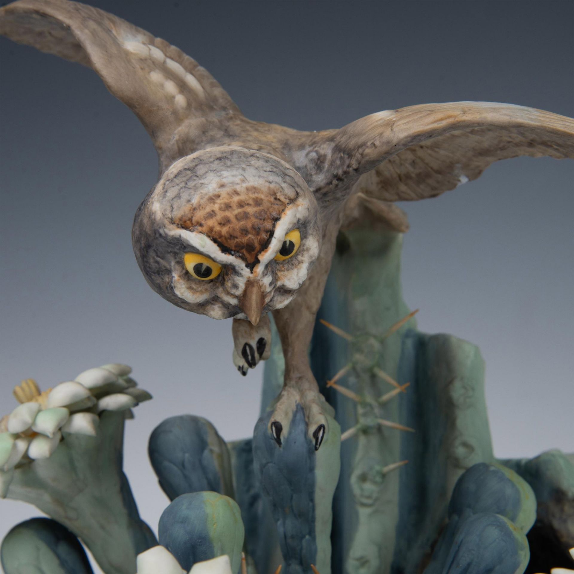 Royal Worcester Porcelain Figurine, Elf Owl and Saguaro - Bild 5 aus 9