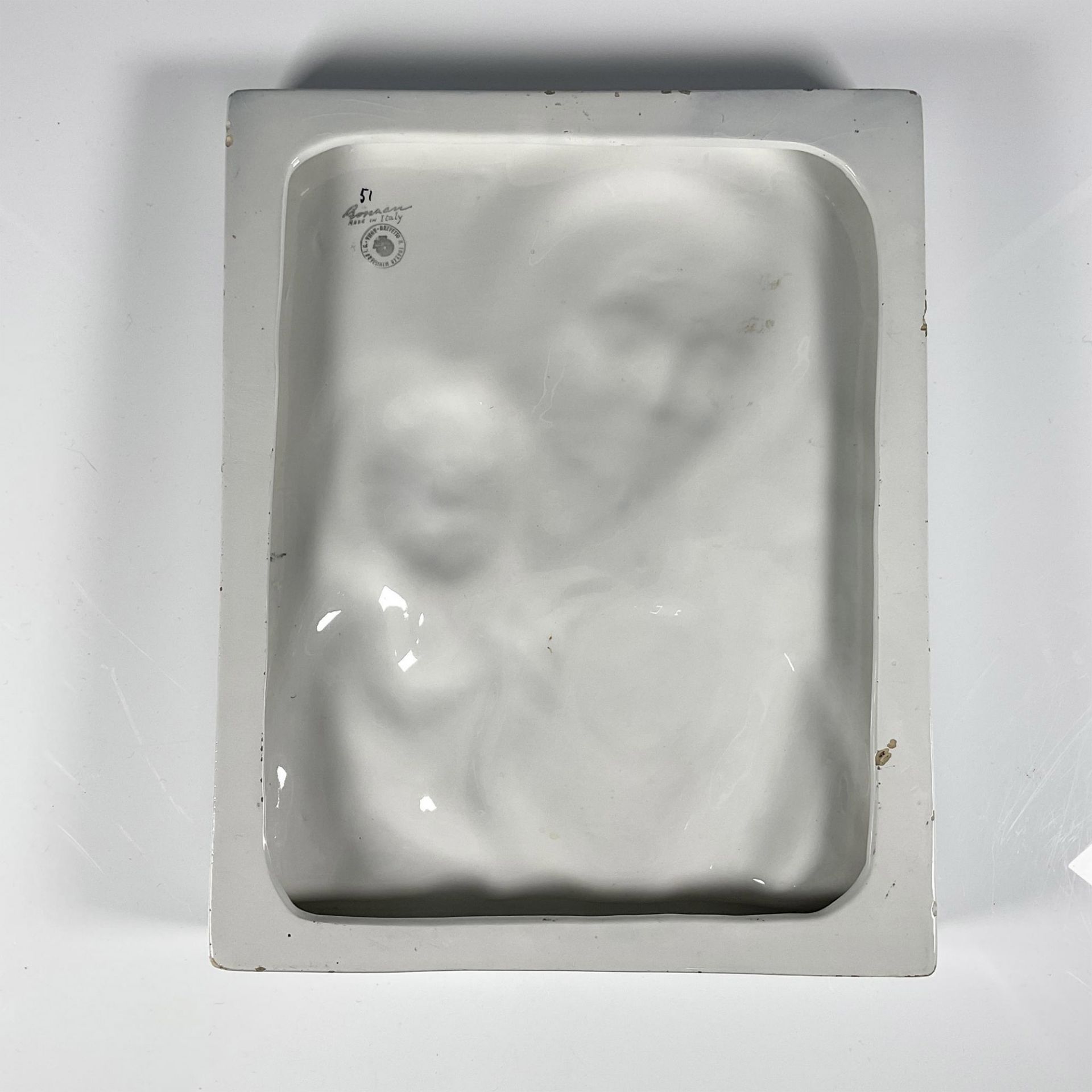 Ronzan Ceramic Plaque, Madonna And Child - Image 2 of 2