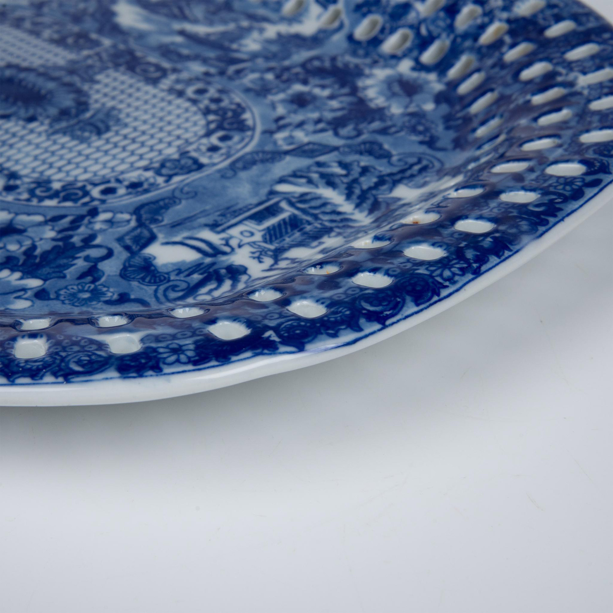Victoria Ware Ironstone Blue and White Platter - Image 3 of 4
