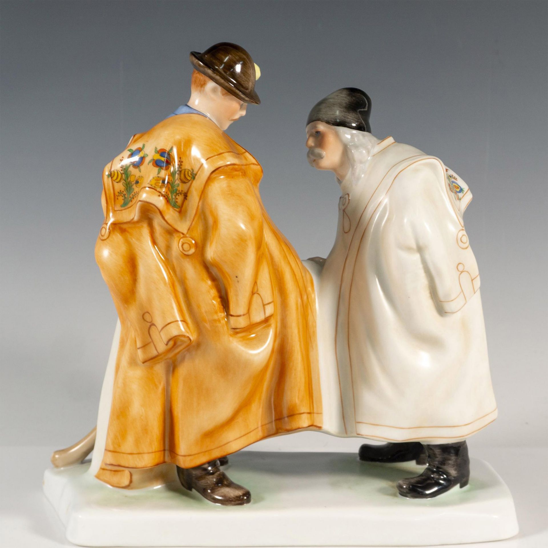 Herend Figurine, Farewell 5506 - Image 2 of 3