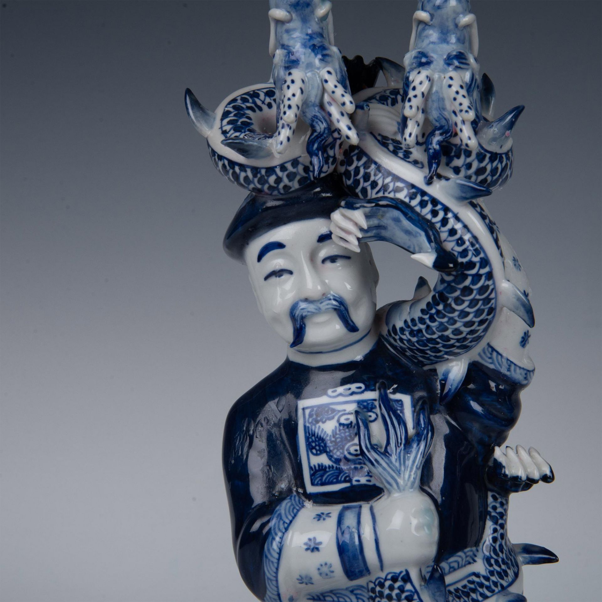 2pc Chinese Blue/White Porcelain Serpentine Candleholders - Bild 2 aus 7