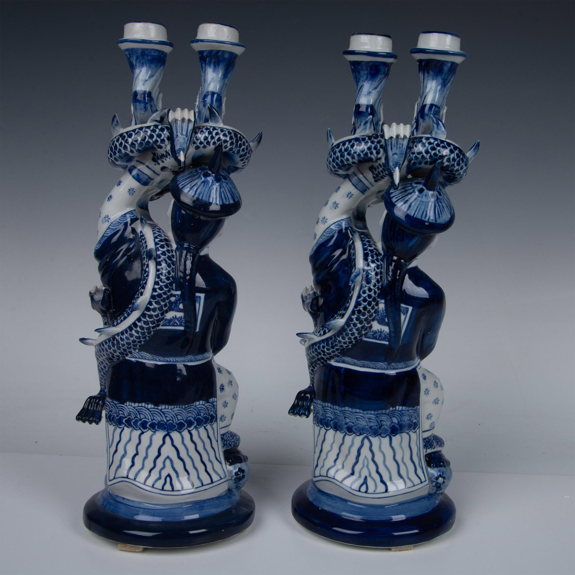 2pc Chinese Blue/White Porcelain Serpentine Candleholders - Image 5 of 7