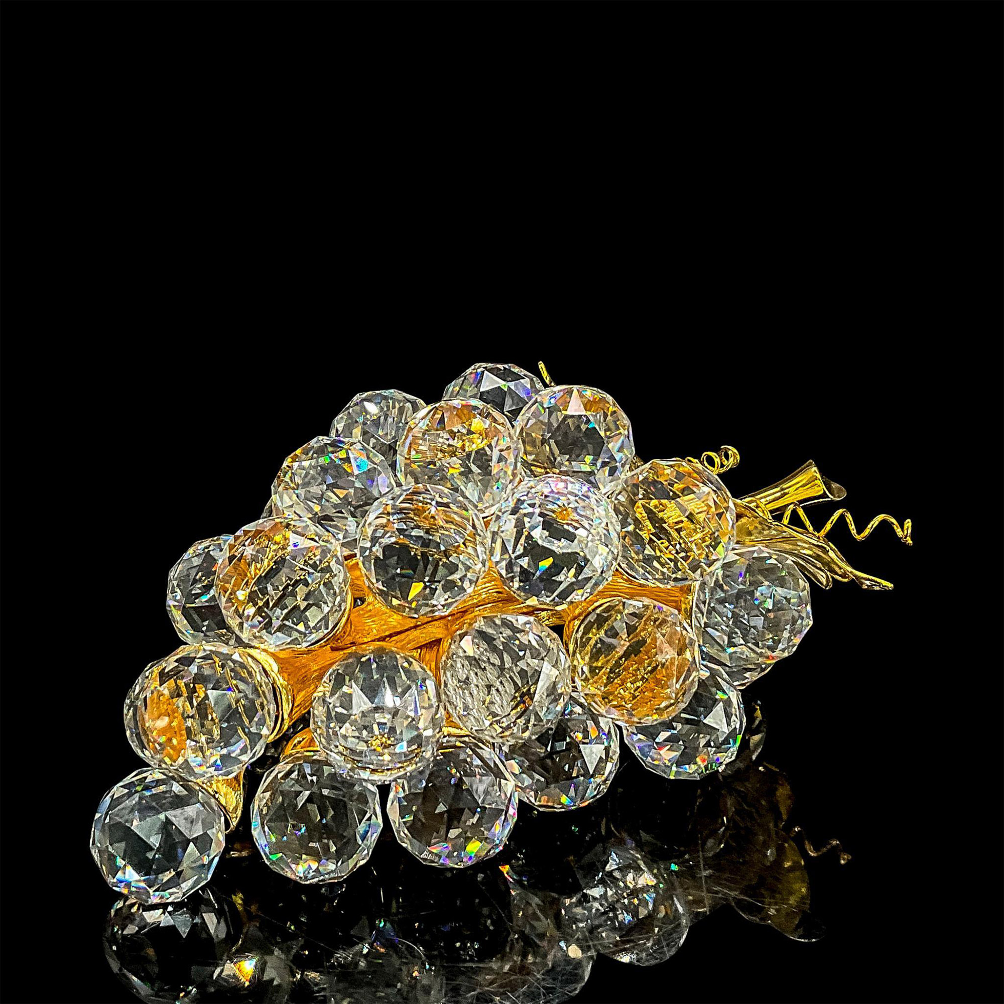 Swarovski Crystal Figurine, Medium Grapes on Gold + Base - Image 3 of 5