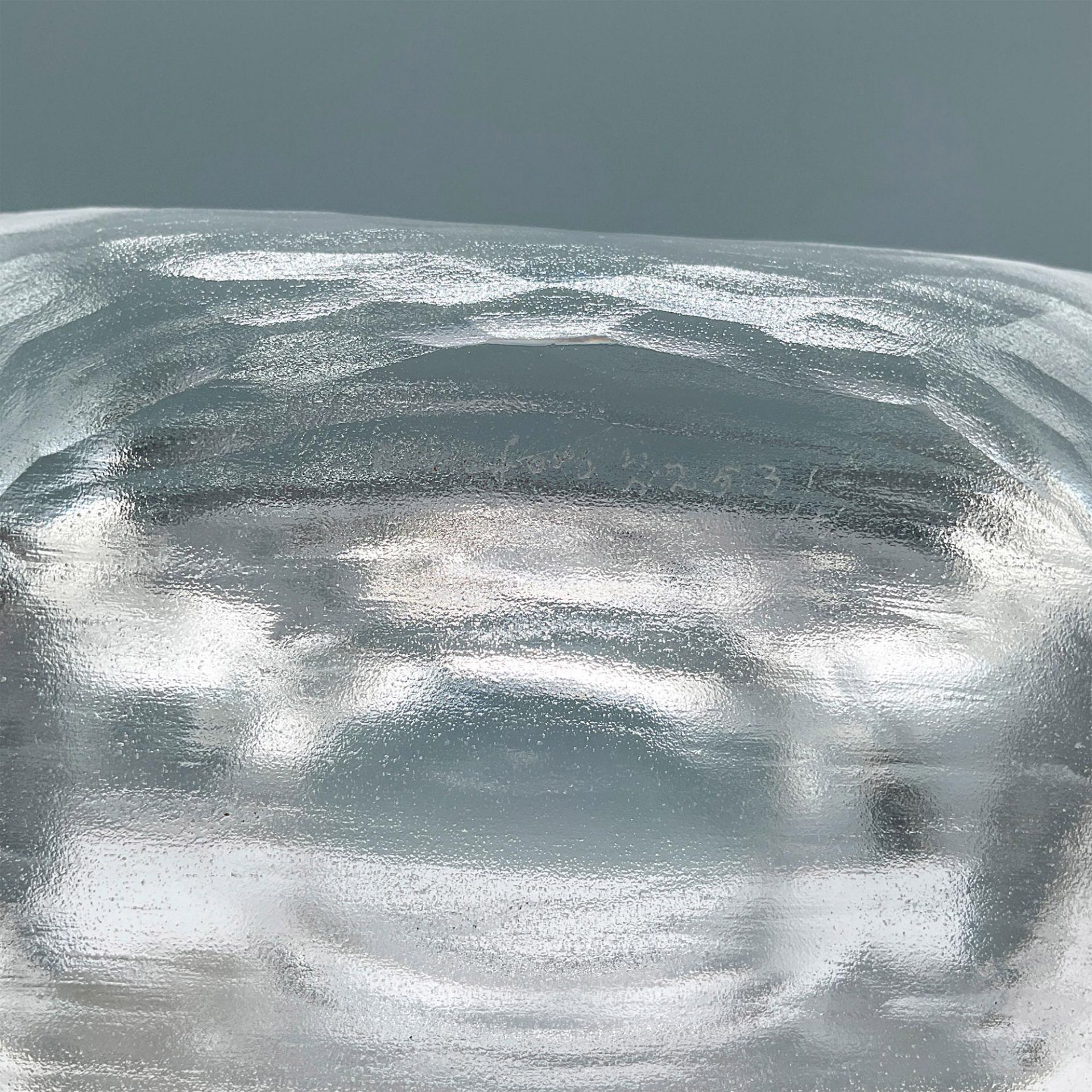 Orrefors Art Glass Bowl, By Vicke Lindstrand H253 - Bild 4 aus 4