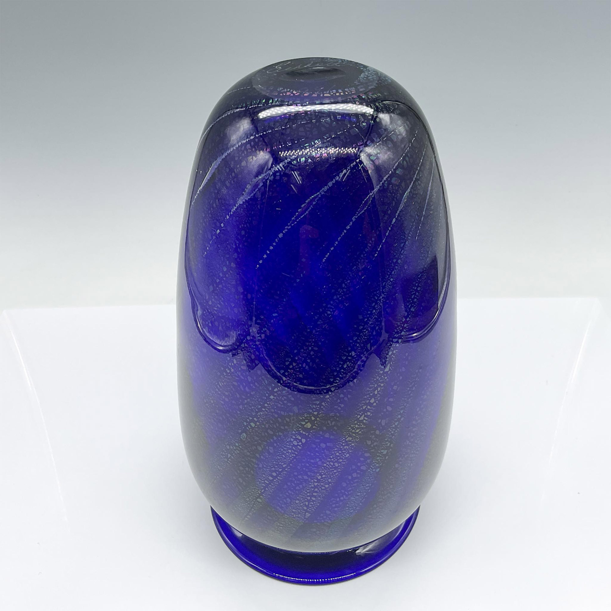Robert Eickholt (American b.1947) Blue Art Glass Vase - Image 3 of 4