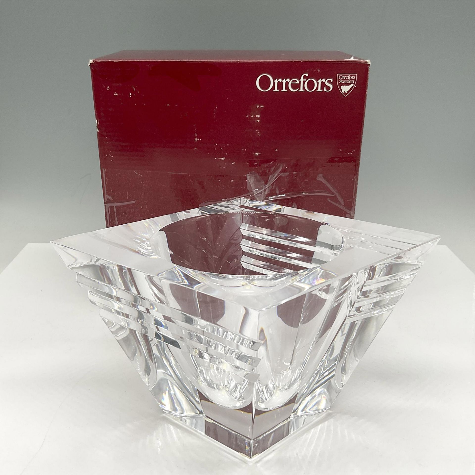 Orrefors Crystal Centerpiece Bowl, Horizon - Image 4 of 4