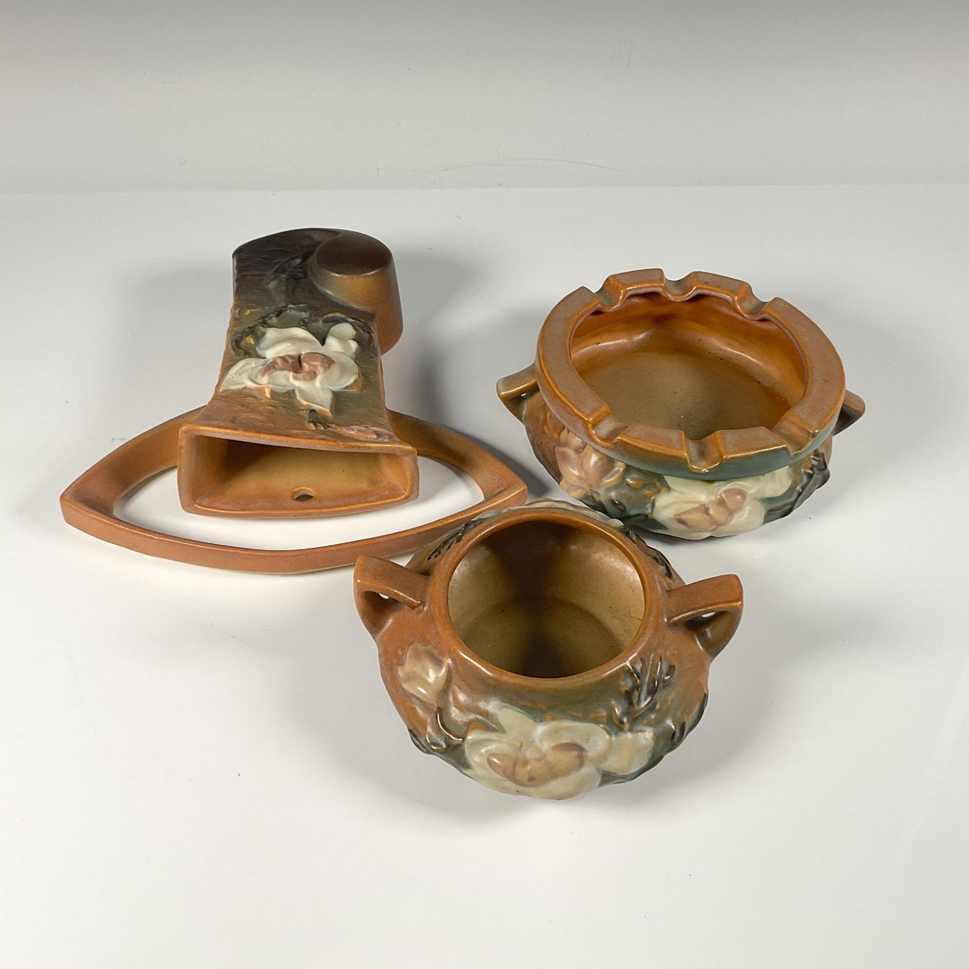 3pc Roseville Pottery, Brown Magnolia - Bild 2 aus 3