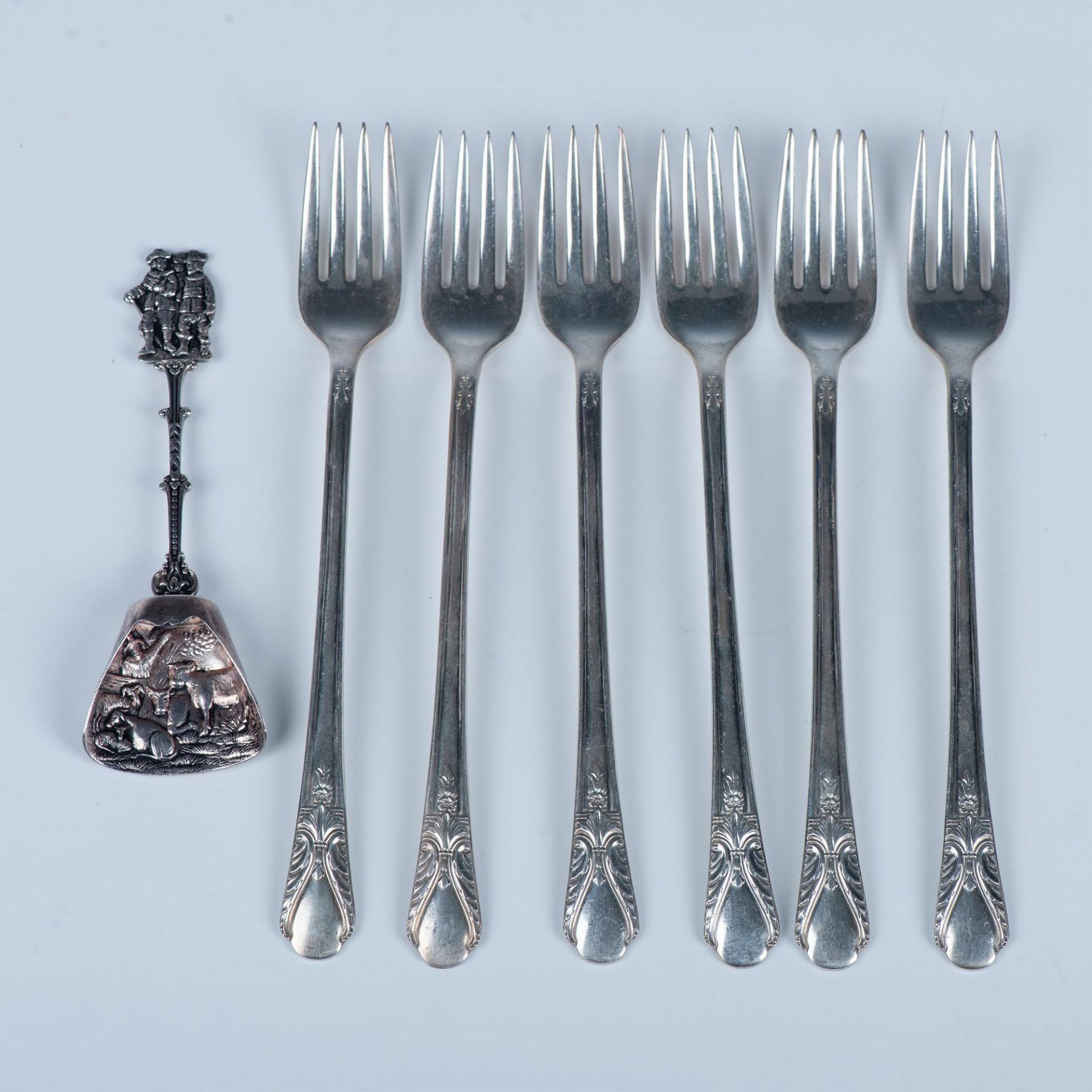 7pc Silverplate Fork and Shovel Spoon Grouping - Image 7 of 7