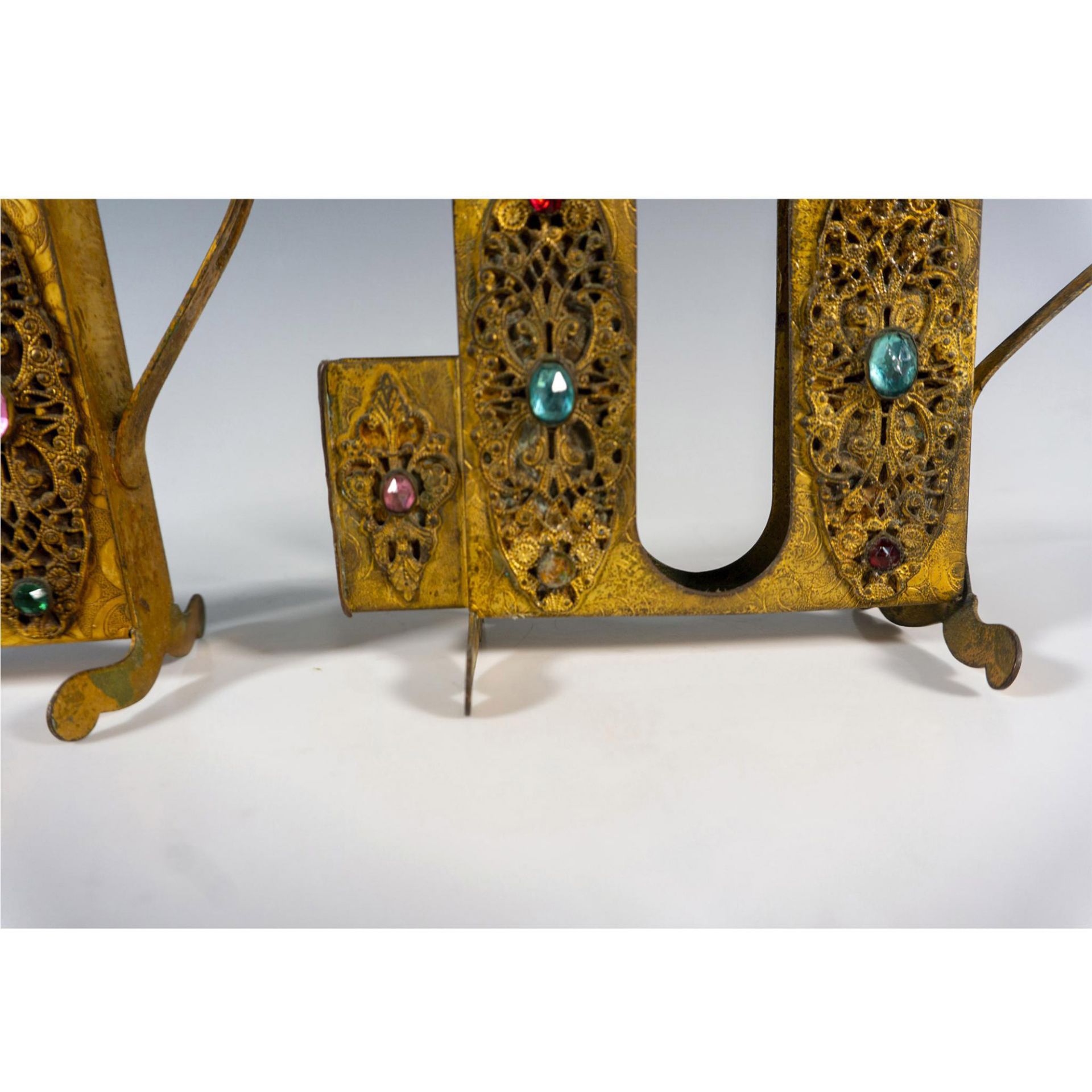 Pair of Apollo Brass Jeweled Cigarette Holder - Bild 4 aus 6