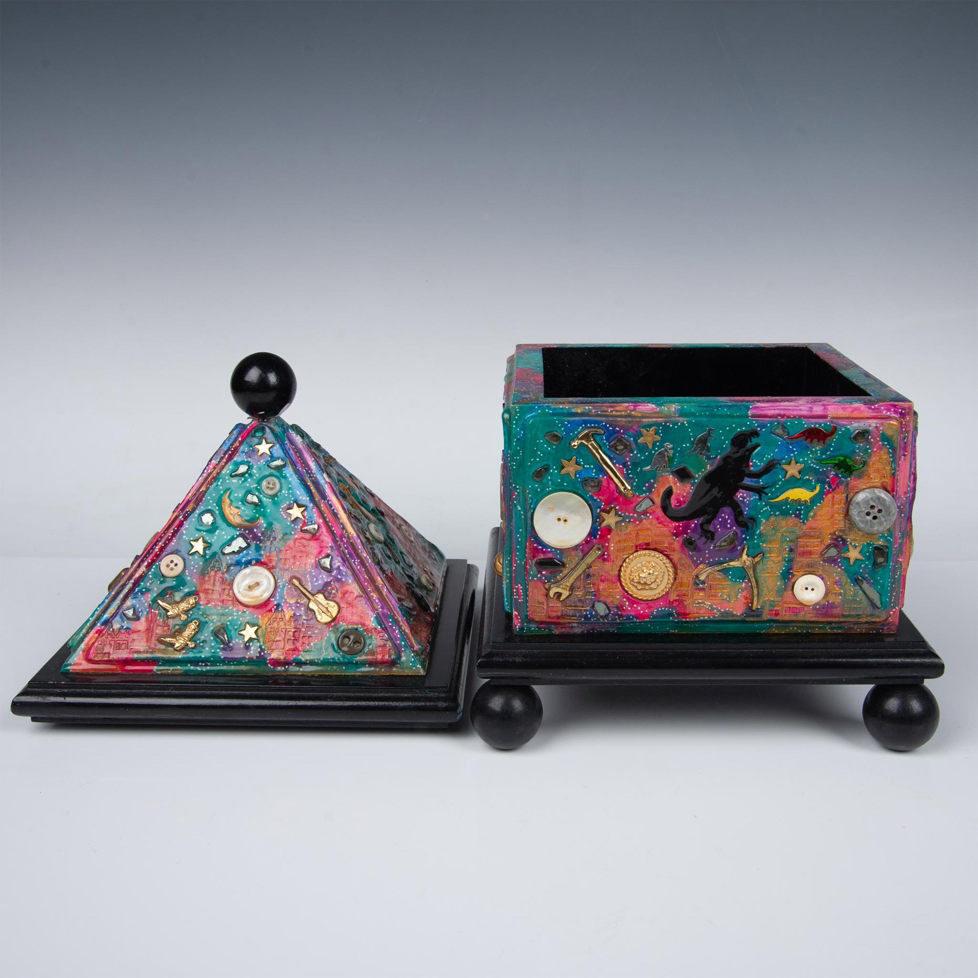 Mosaic Hand Painted Decorative Box with Polychrome Finish - Bild 4 aus 6