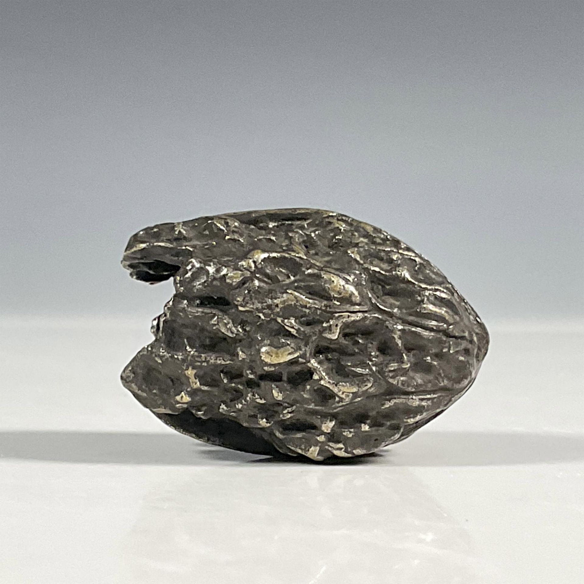 Chinese Bronze Nut Figurine - Bild 2 aus 3