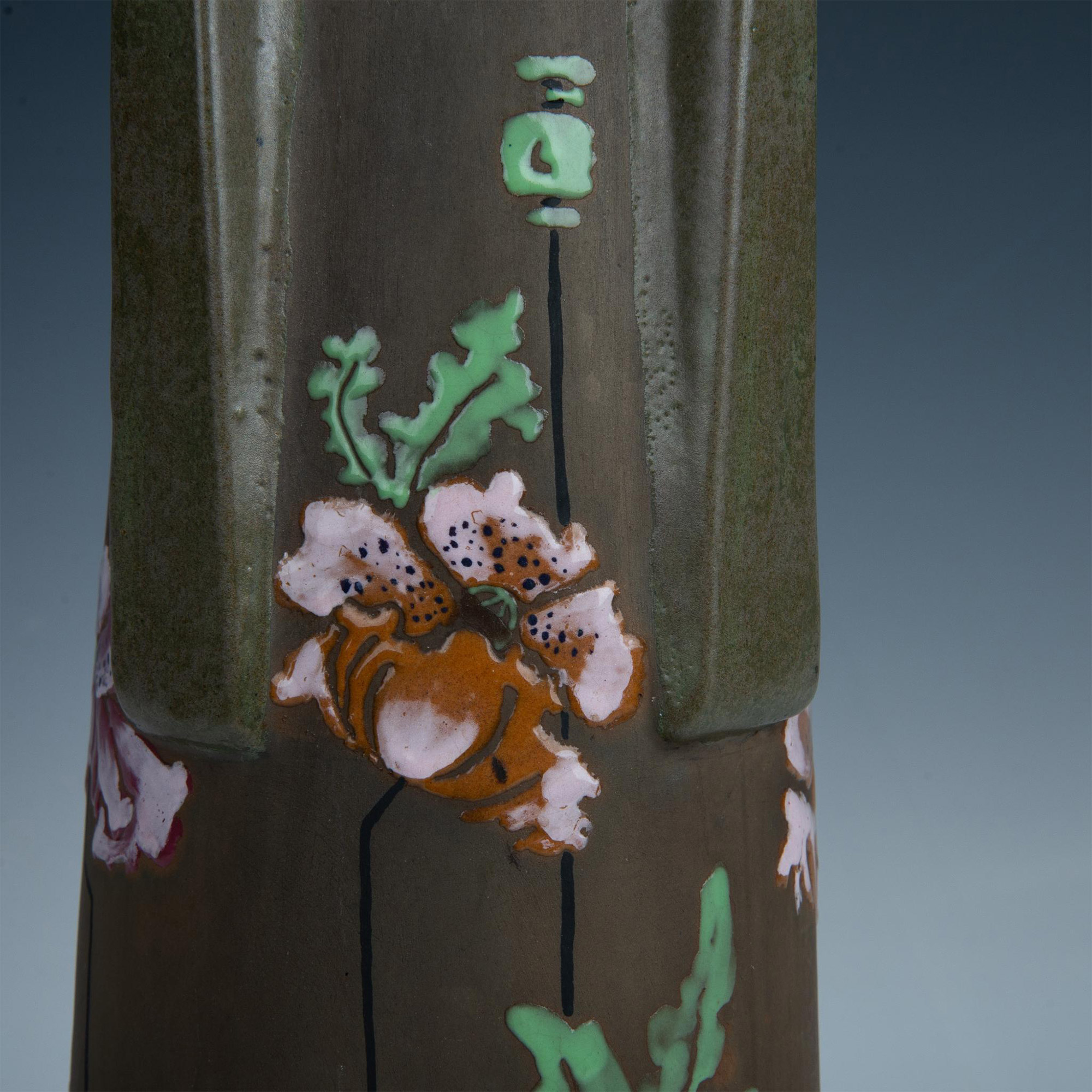 Amphora Four Handle Pottery Vase, Carnations - Image 3 of 5