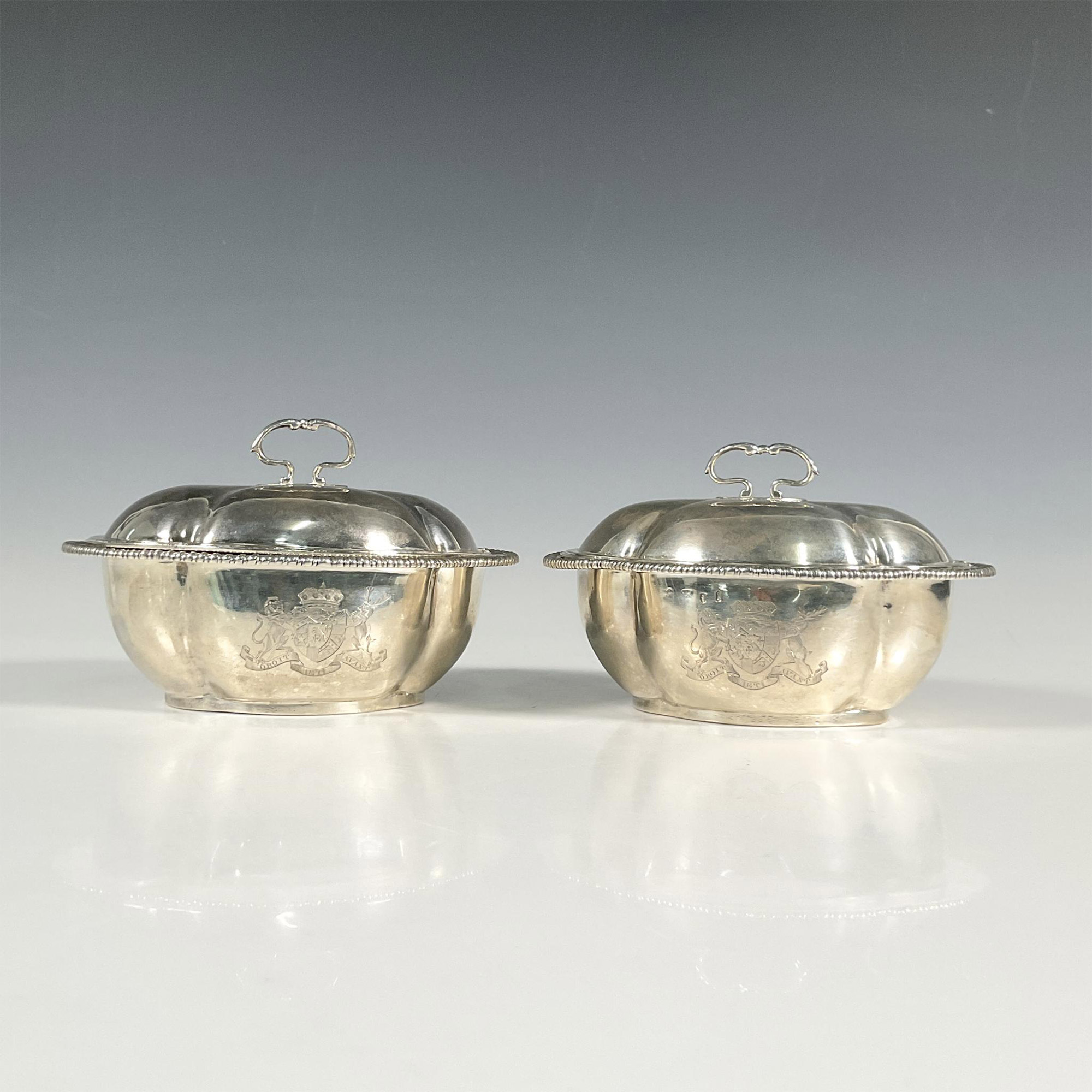 Pair of Thomas Heming George I Silver Covered Saucers - Image 2 of 5