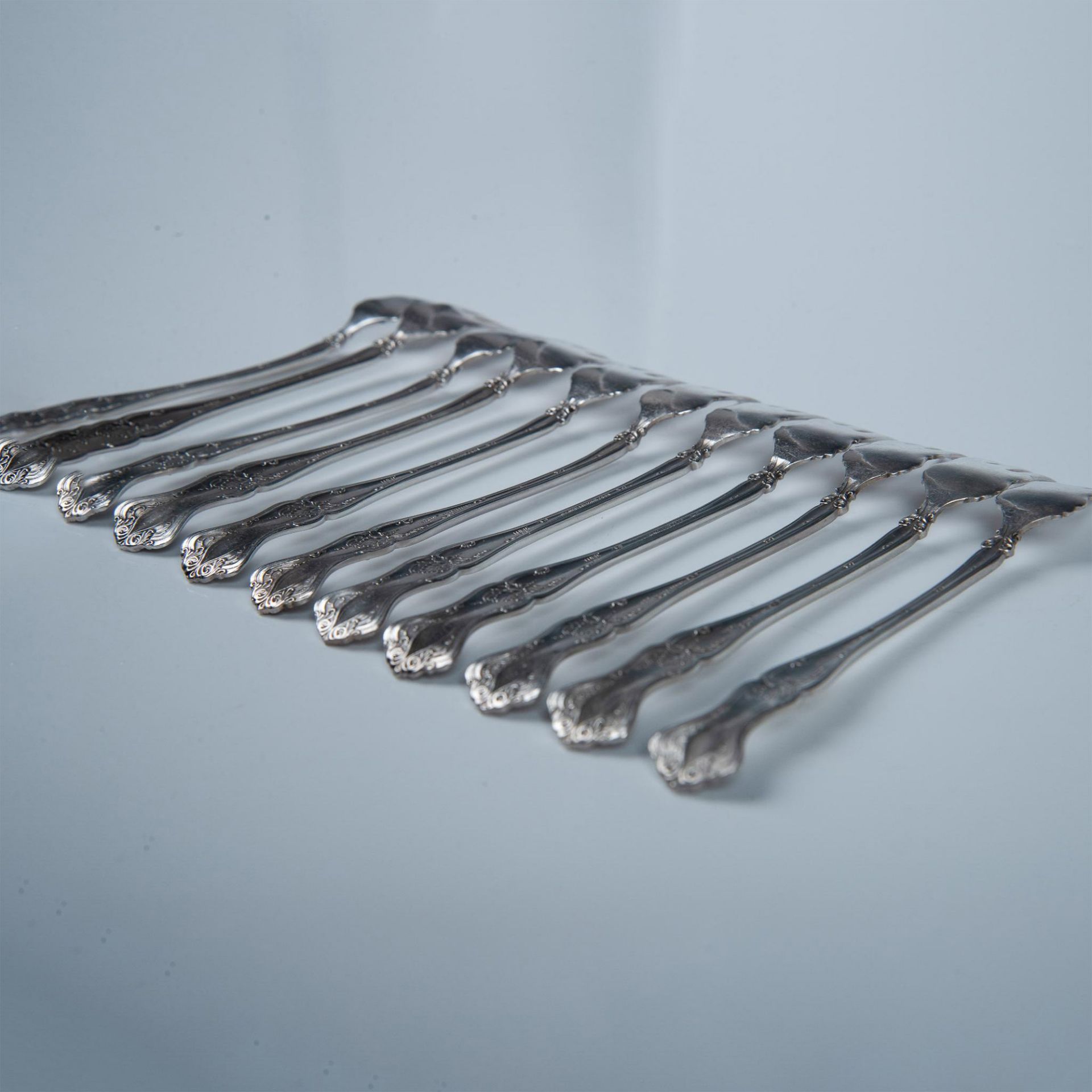 11pc Rogers Bros. 1847 Silverplate Oyster Forks, Vintage - Image 4 of 5