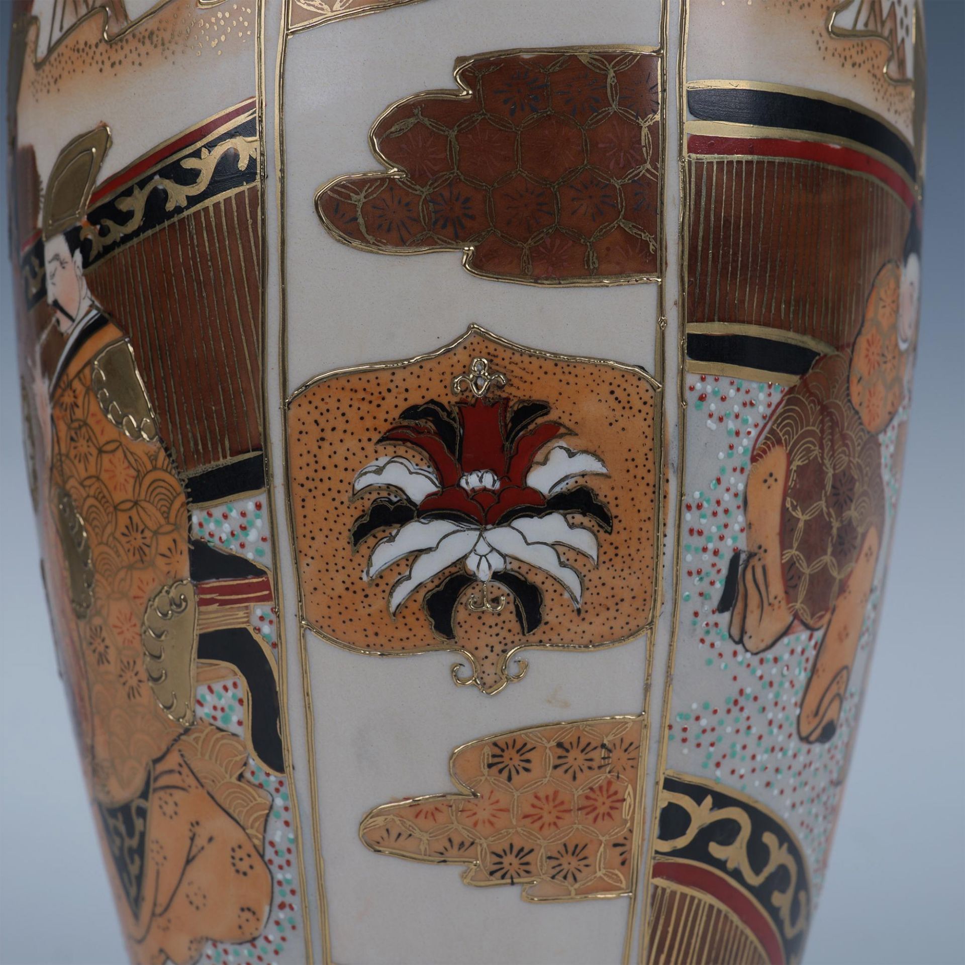 Japanese Satsuma Hand Painted Samurai Vase - Bild 4 aus 6