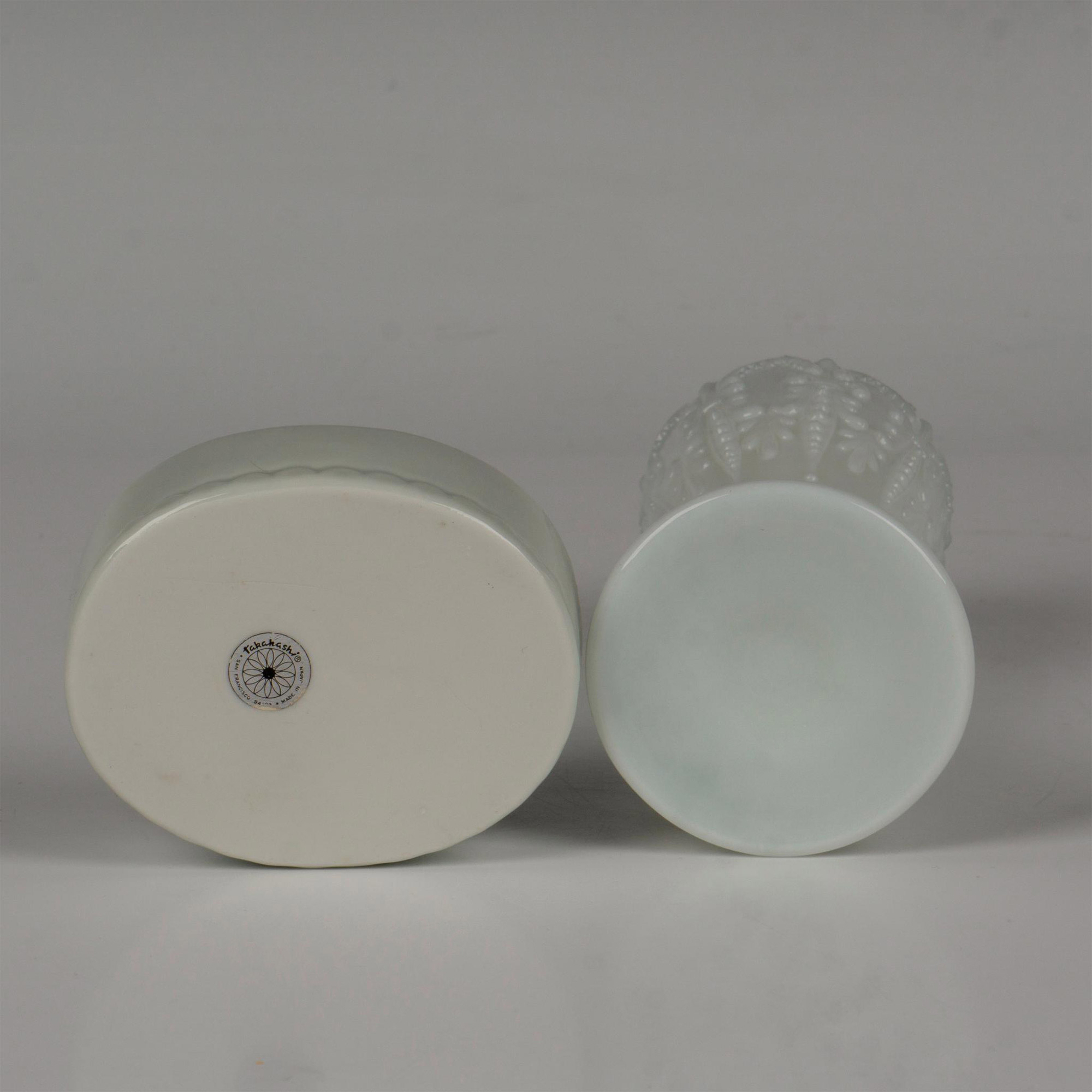 2pc Milk Glass and Porcelain Pair, Keepsake Box & Vase - Image 5 of 6