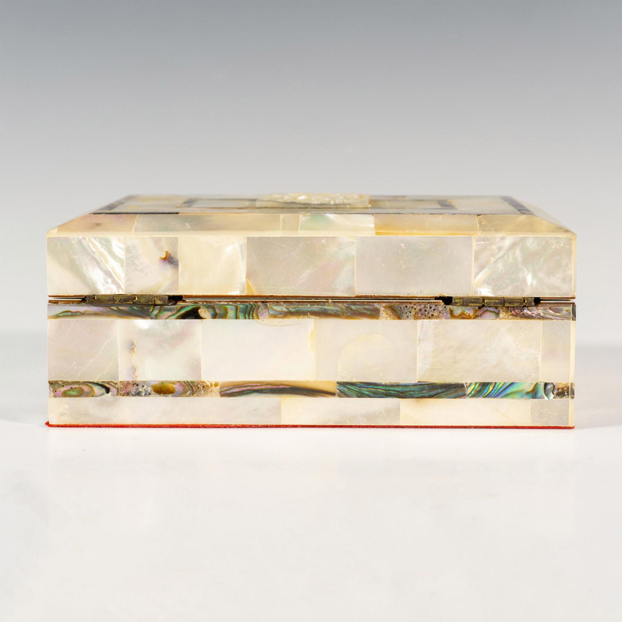 Vintage Mother of Pearl Floral Jewelry Box - Image 3 of 5