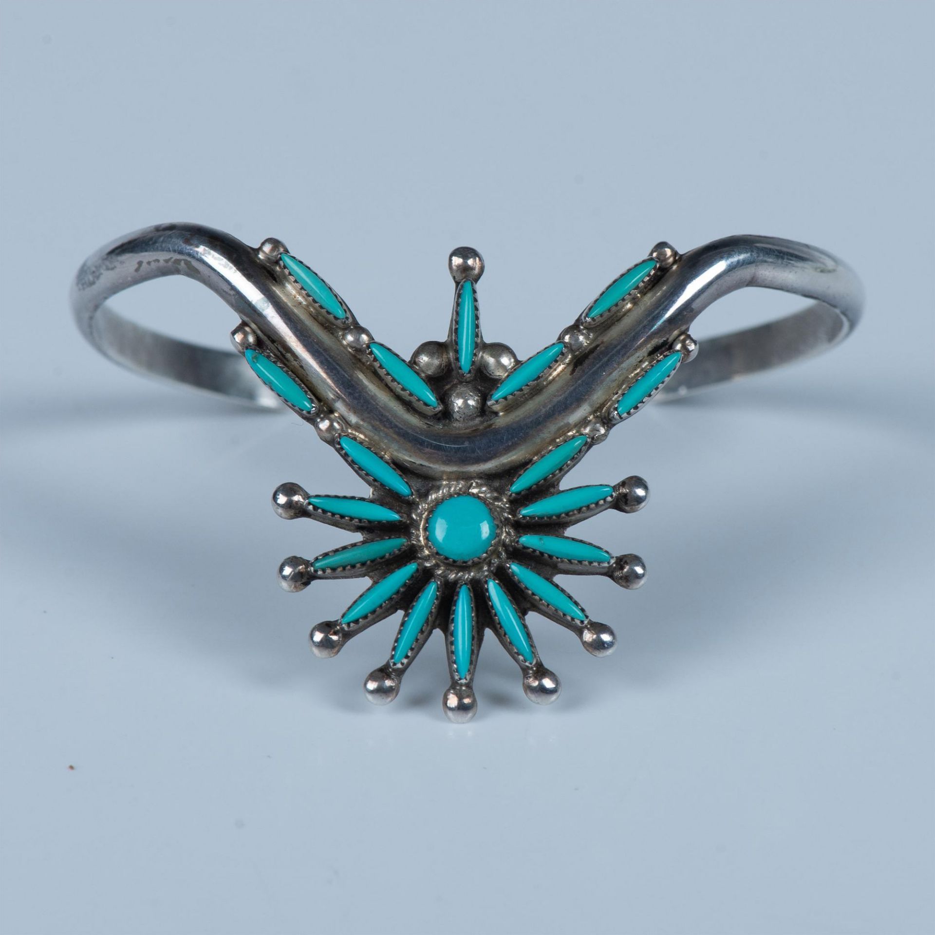 Evans Waatsa Zuni Turquoise & Sterling Unique Cuff Bracelet - Image 4 of 8