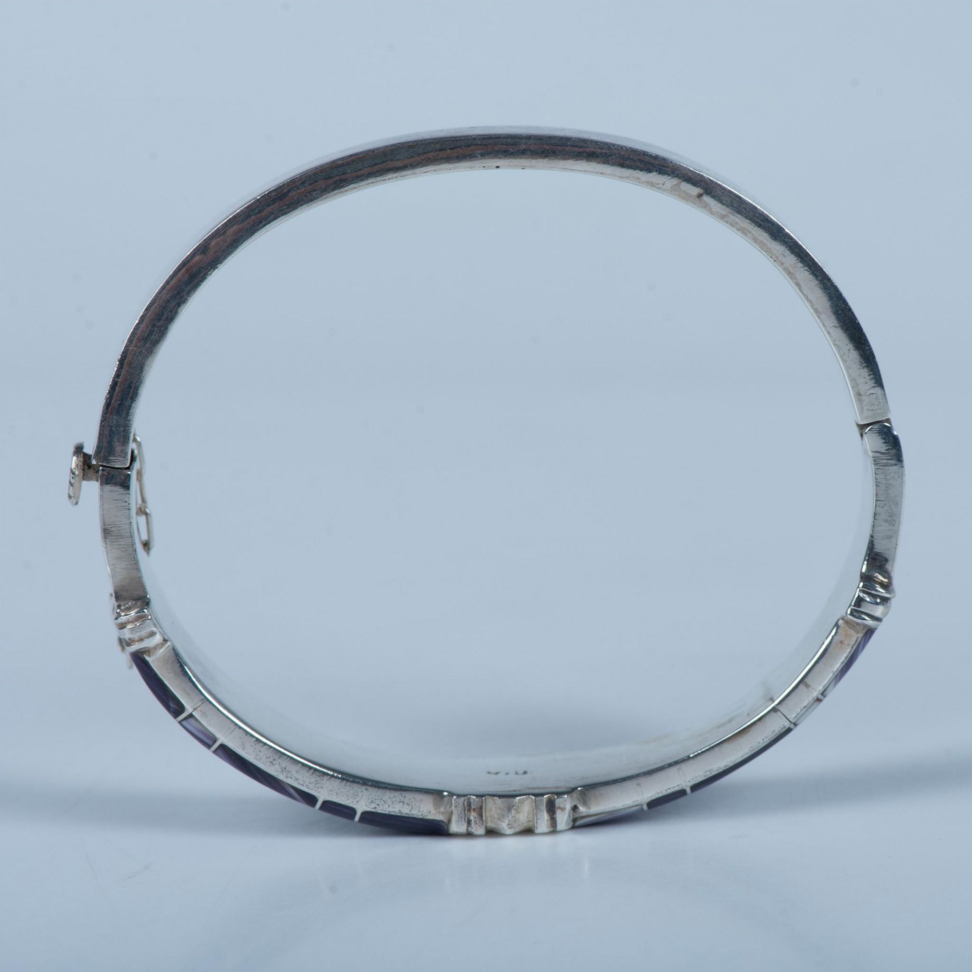 Native American Sterling Silver & Wampum Inlay Bracelet - Image 5 of 6