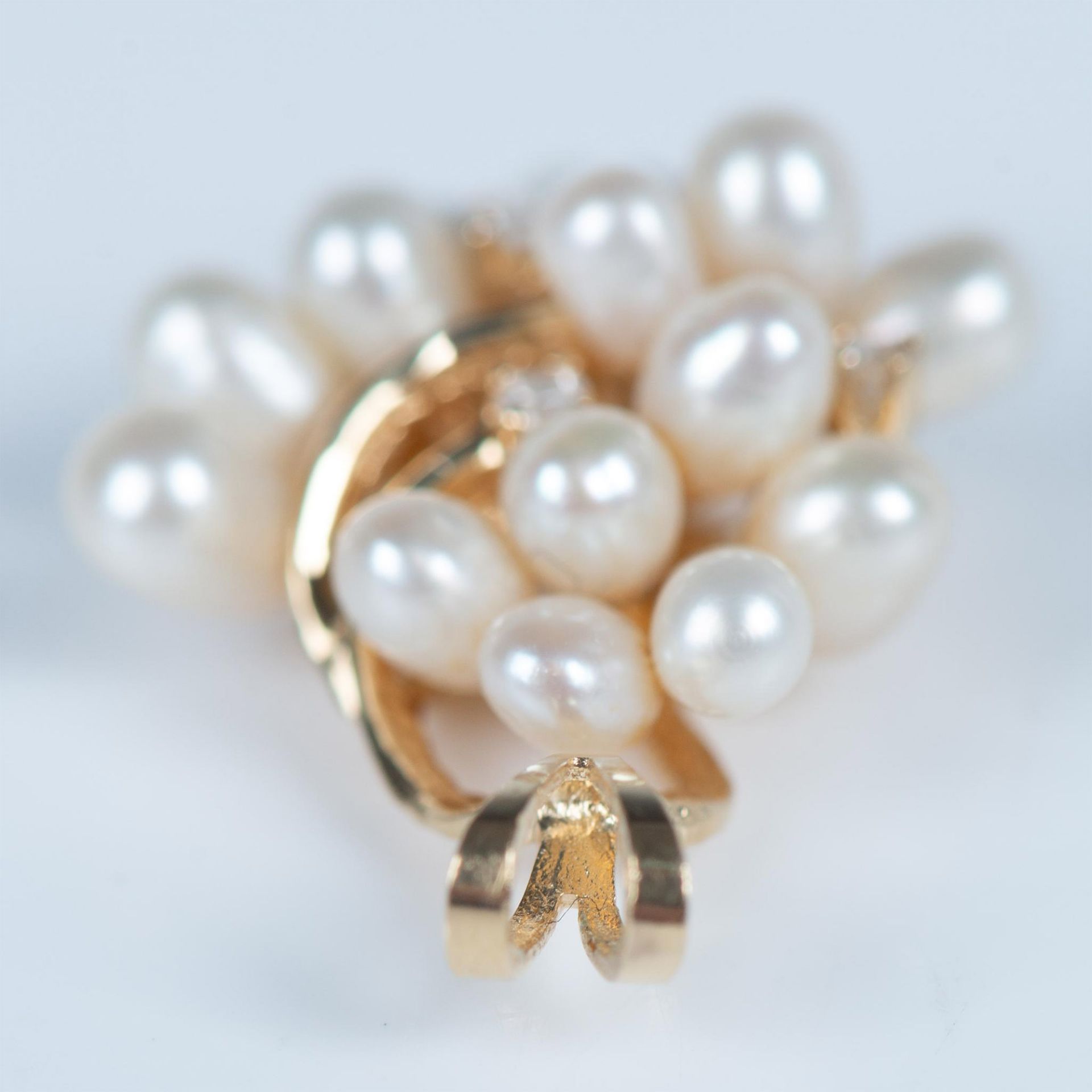 Fancy Vintage 14K Gold, Diamond and Pearl Cluster Pendant - Bild 4 aus 4