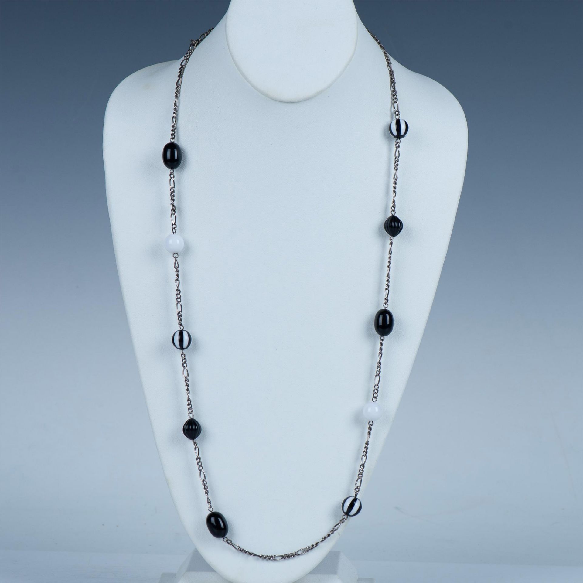 Cute Silver Metal Black & White Beads Necklace