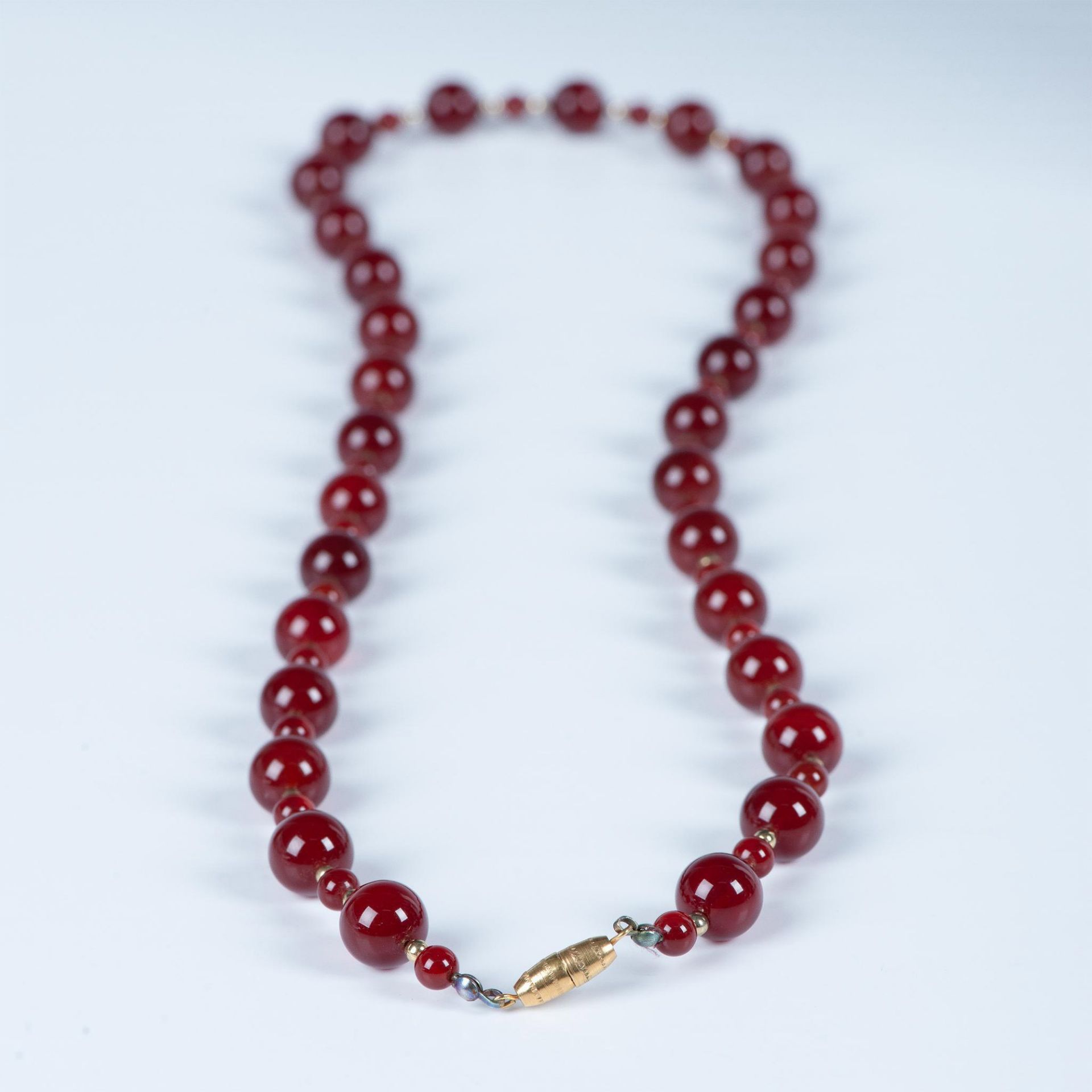 Beautiful Carnelian Beaded Necklace - Image 4 of 6