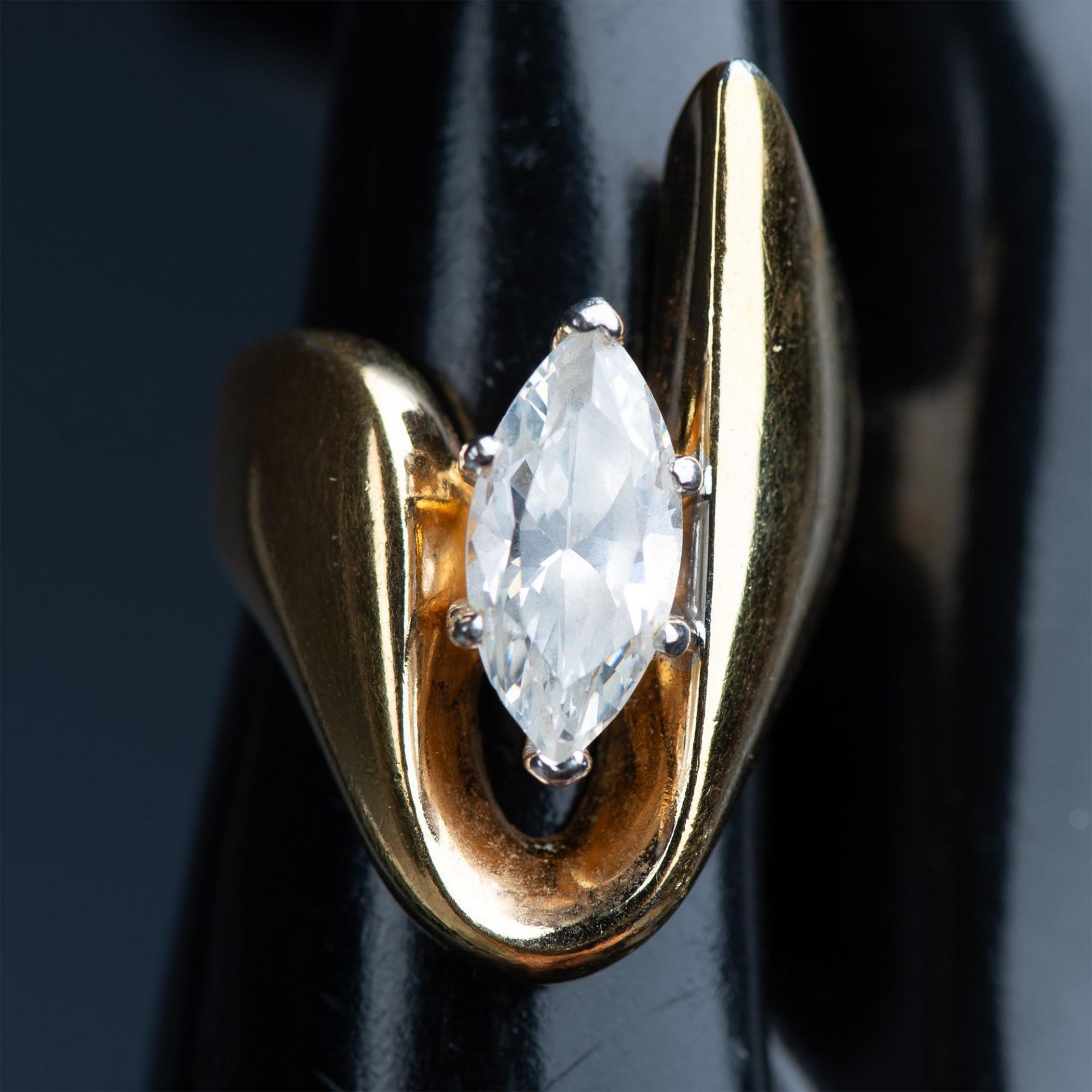 Beautiful 18K HGE Gold & Marquise-Cut Crystal Ring