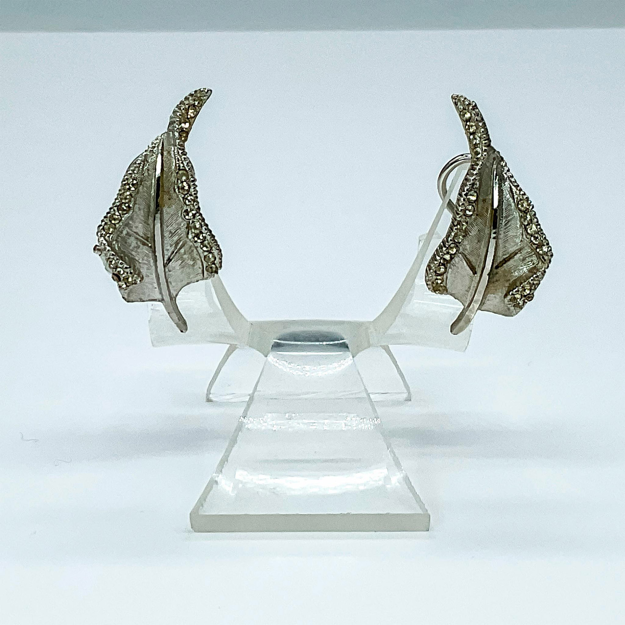 Pair of BSK Vintage Clip-On Silver-Toned Leaf Earrings