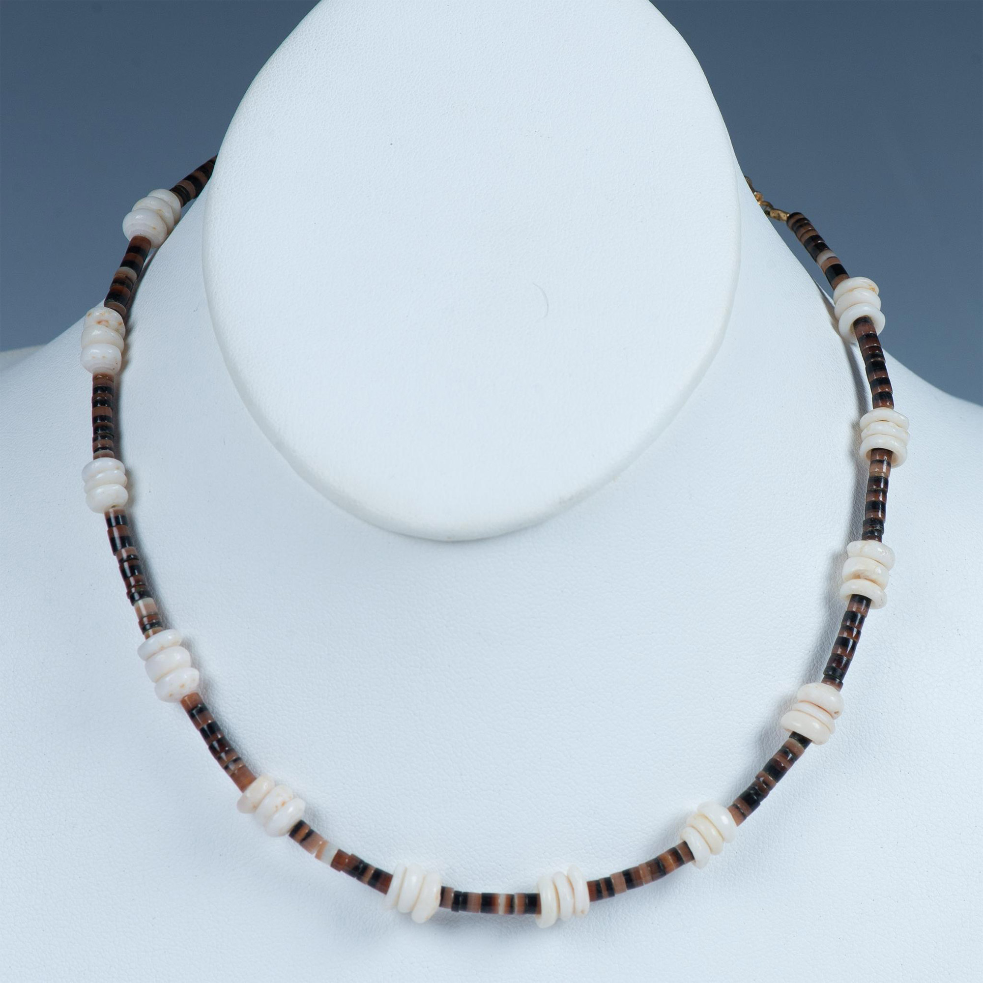 3pc Shell Necklace, Ring and Pin - Image 3 of 7