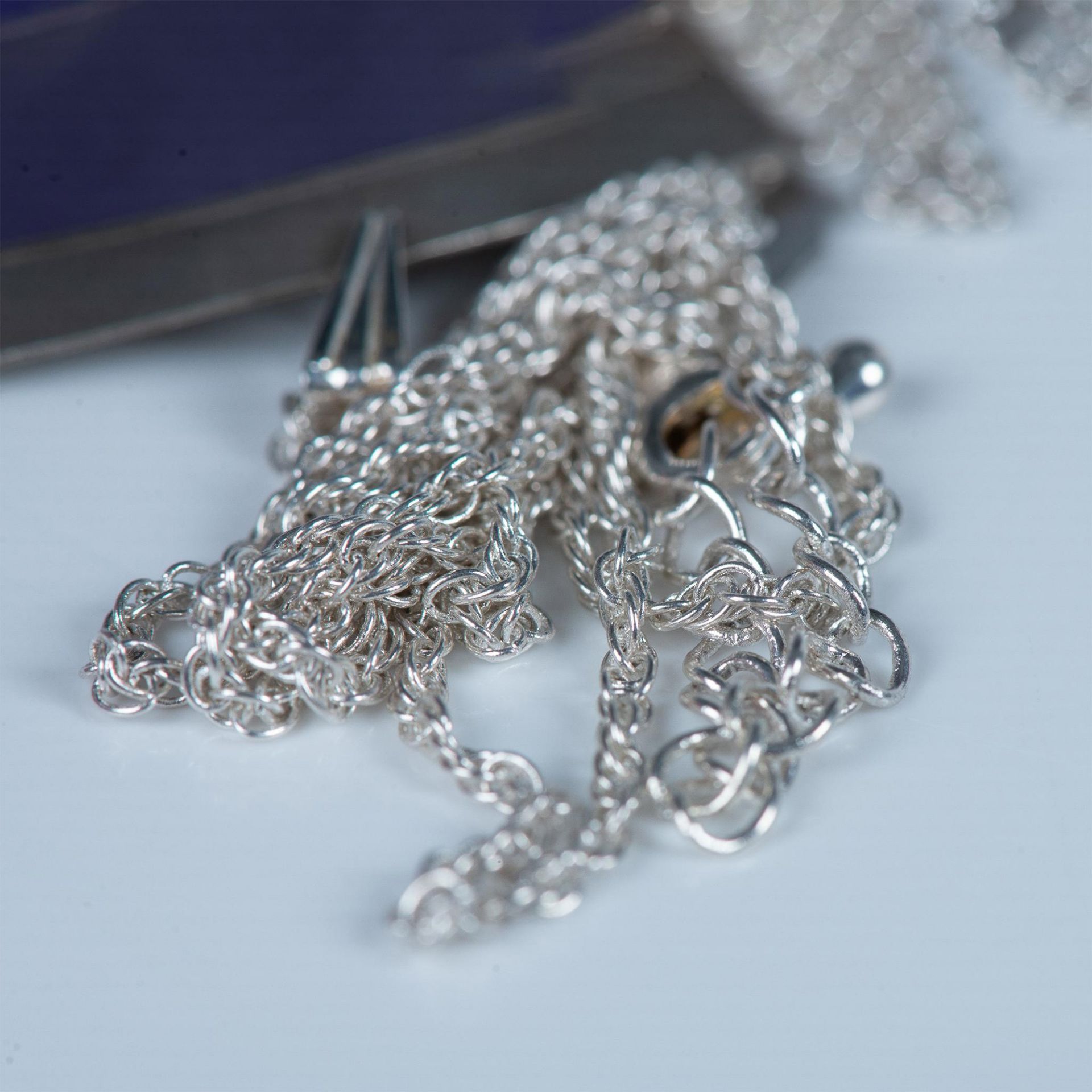 Holly Yashi Sterling Silver & Niobium Flower Necklace - Bild 7 aus 7