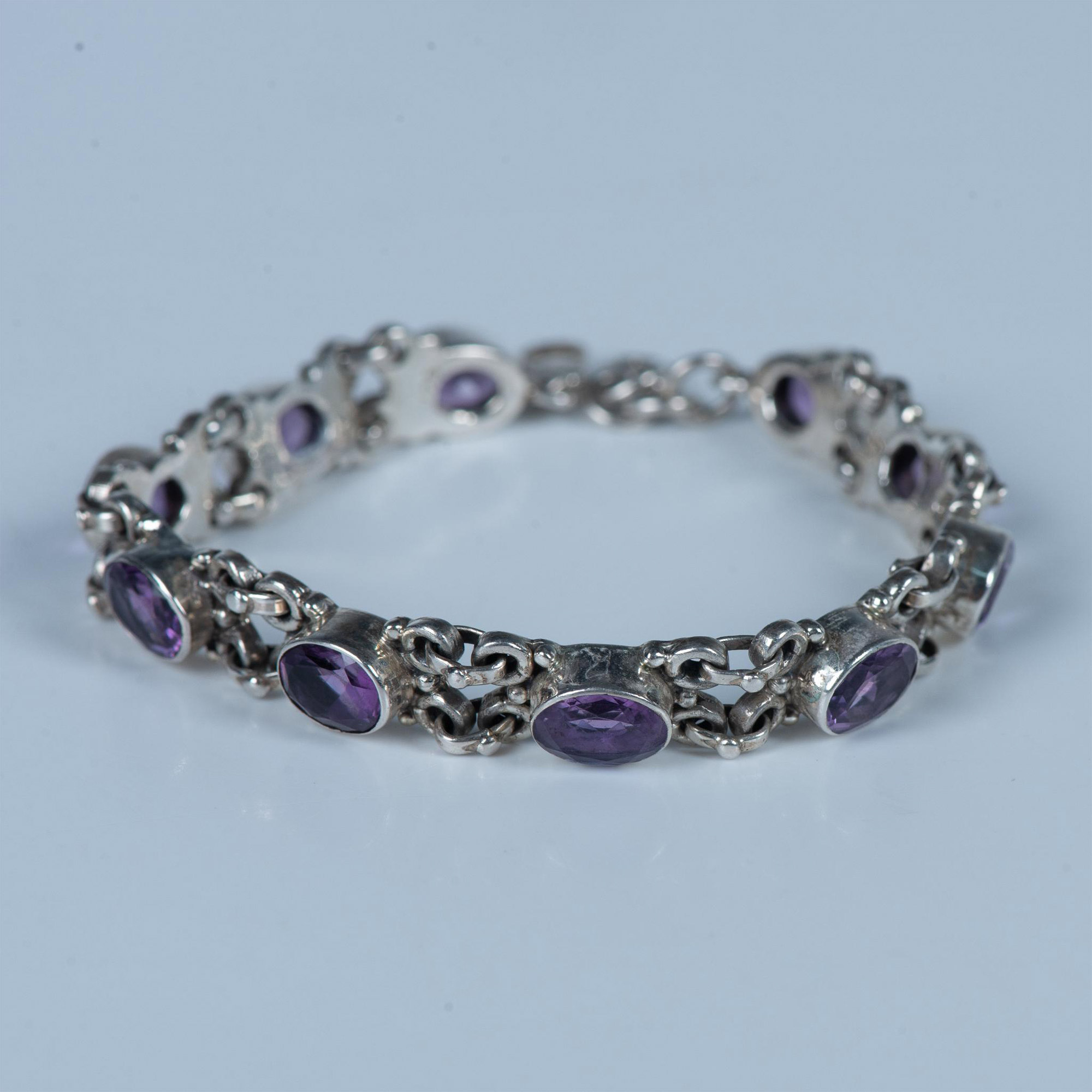 2pc Gorgeous Sterling Silver and Amethyst Ring & Bracelet - Image 3 of 8