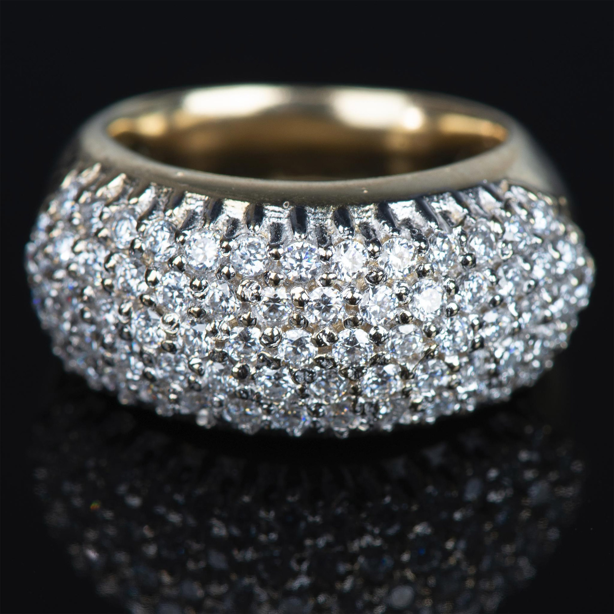 Stunning 14K Yellow Gold & Diamond Ring - Image 6 of 7