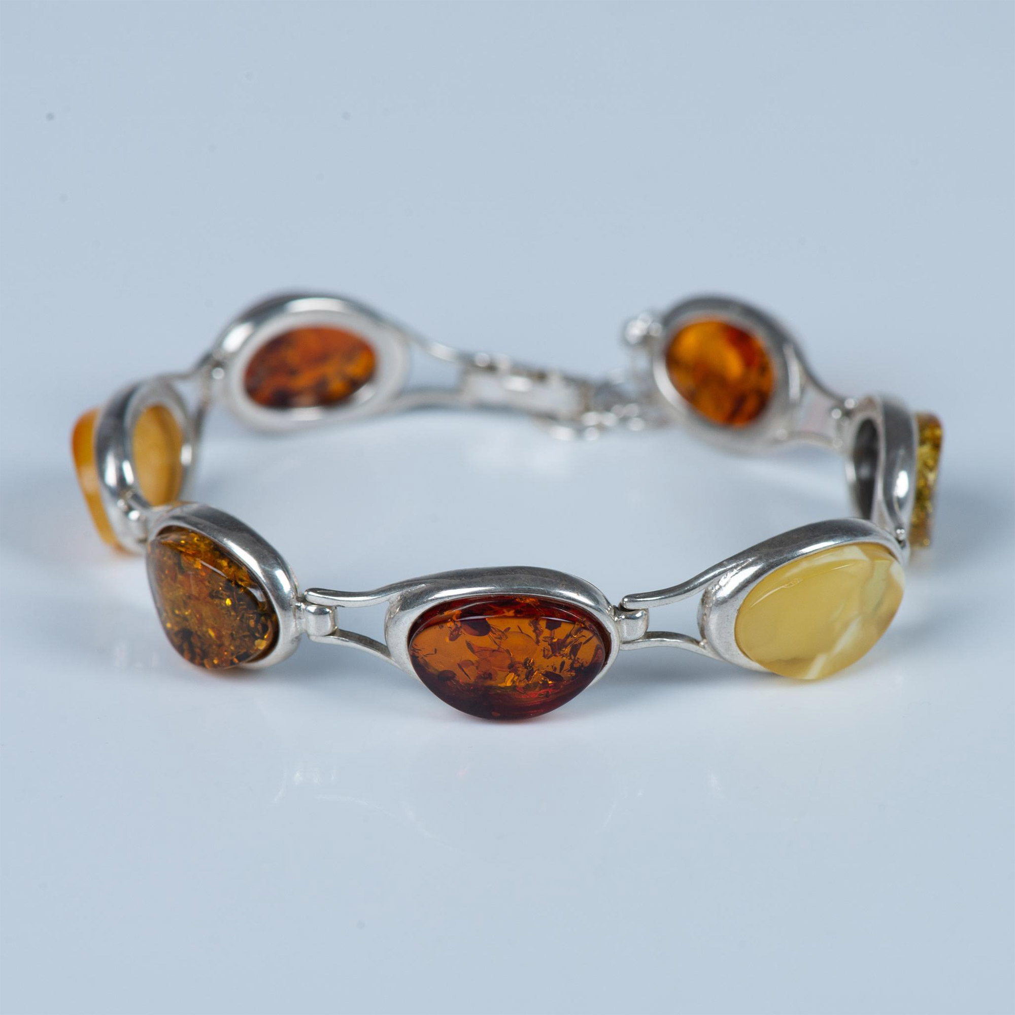 Beautiful Sterling Silver & Multicolor Amber Bracelet - Image 4 of 5