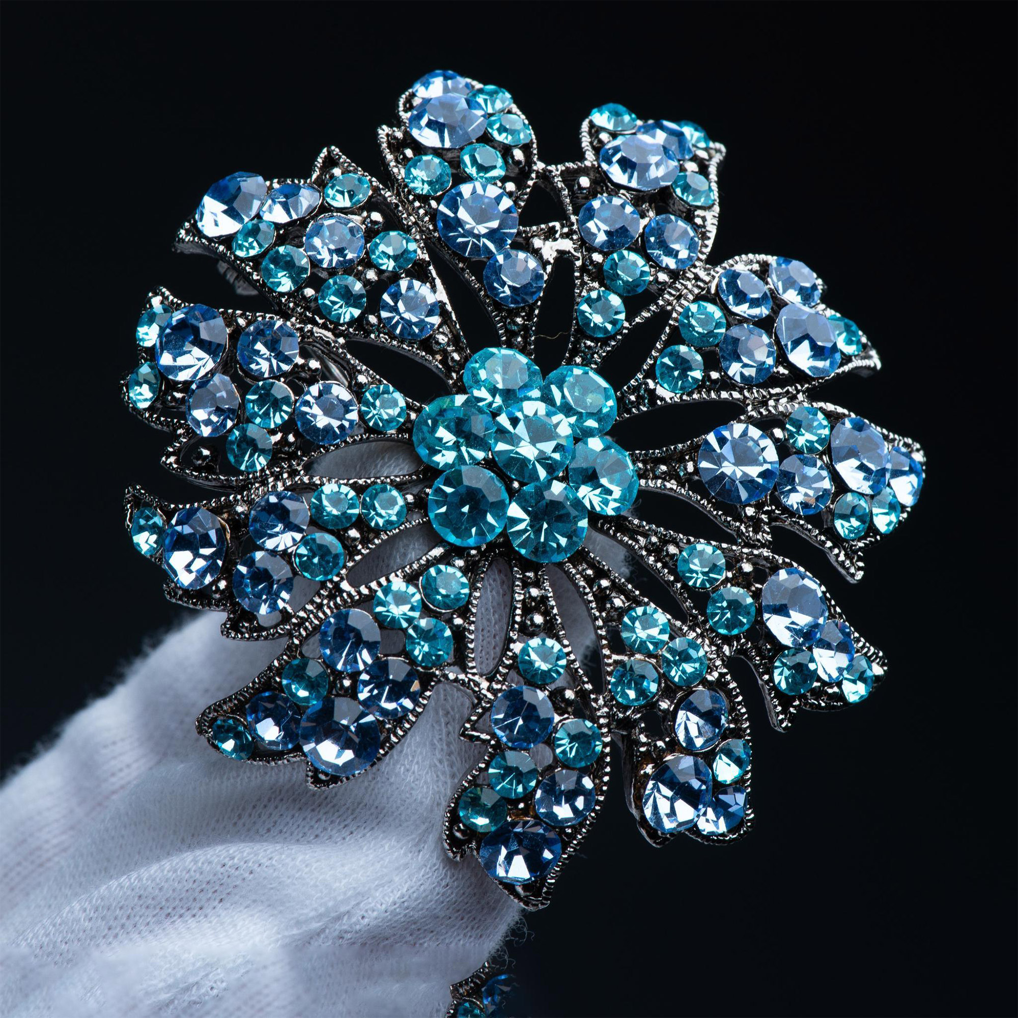 Large Brilliant Blue Rhinestone Flower Brooch - Bild 4 aus 4